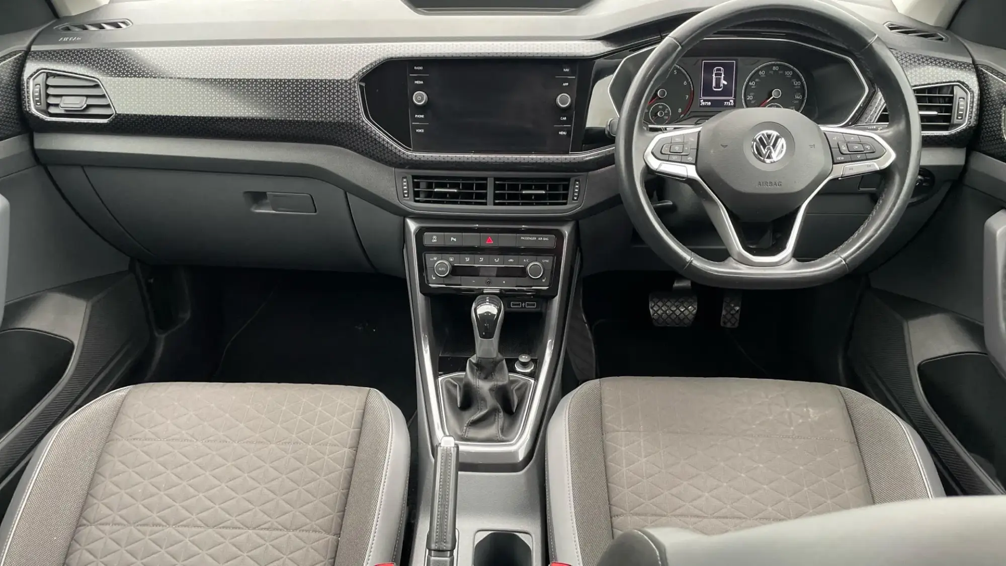 Volkswagen T-Cross Image 5
