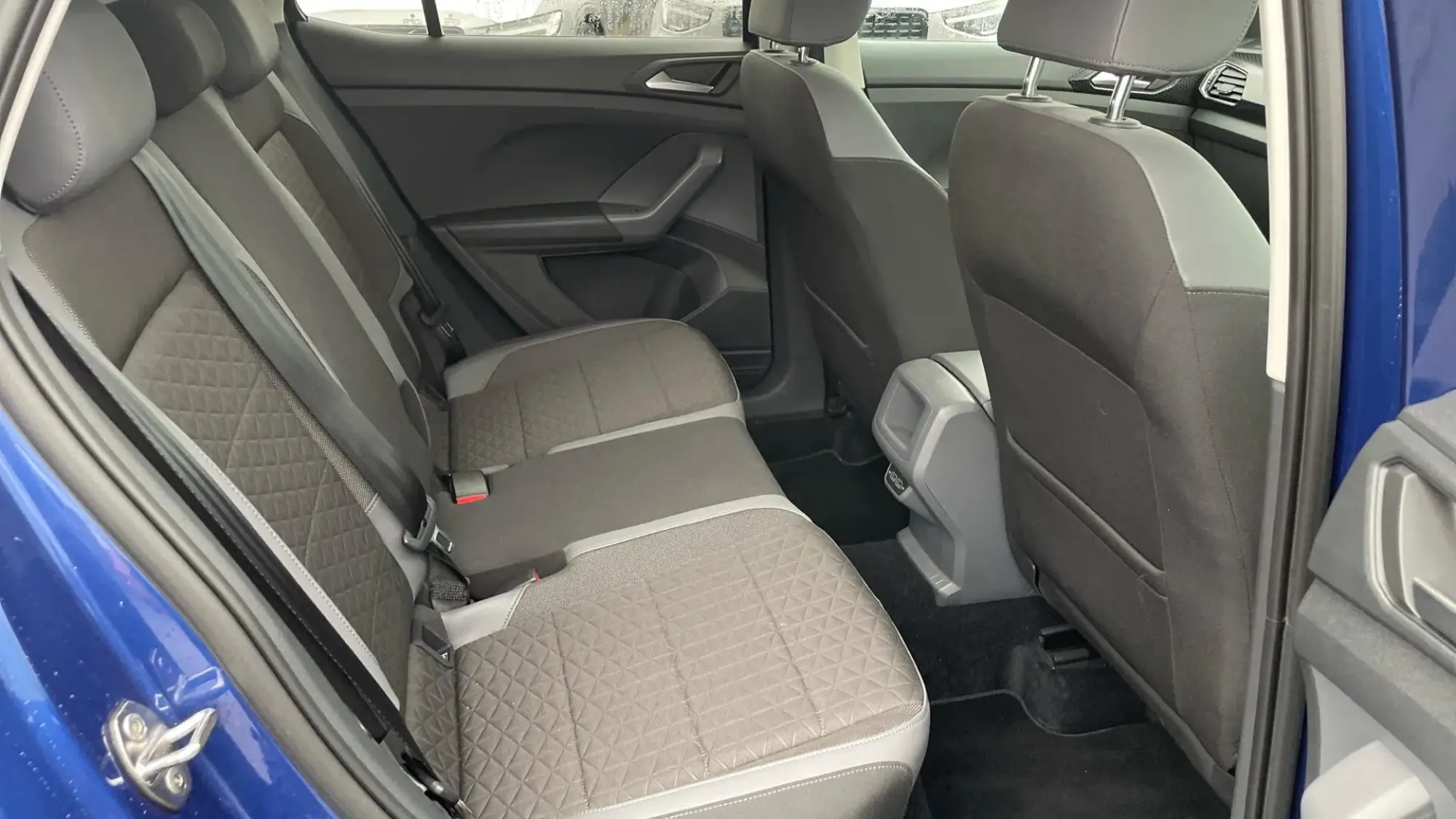 Volkswagen T-Cross Image 6