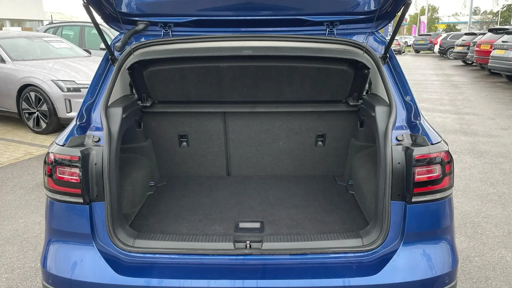 Volkswagen T-Cross Image 13
