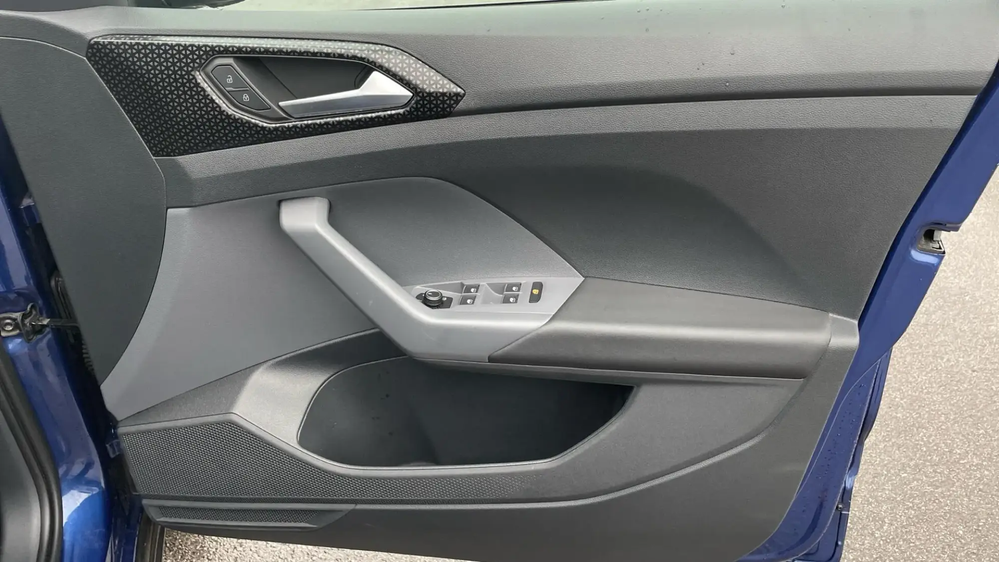 Volkswagen T-Cross Image 25