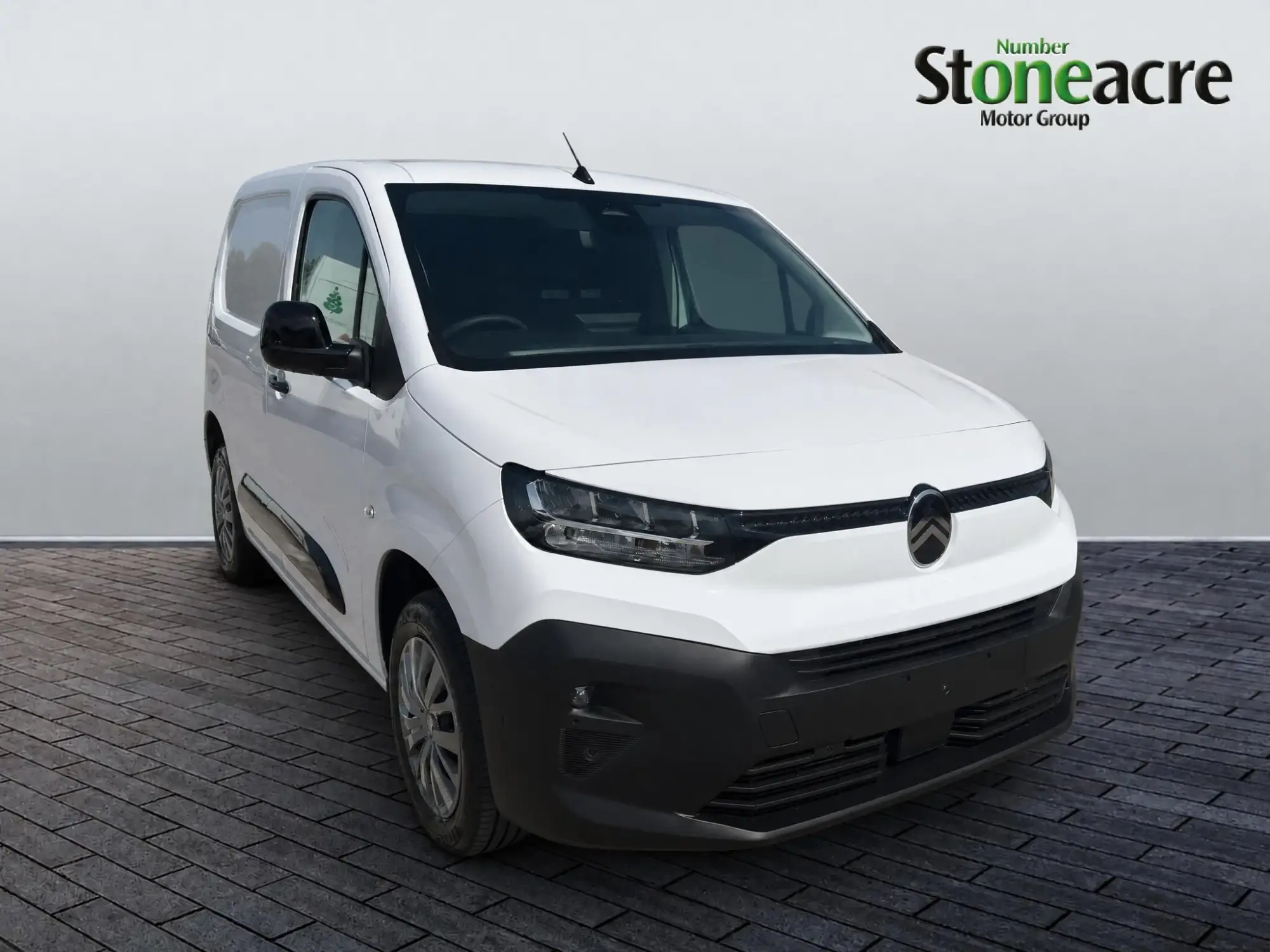 Citroen Berlingo 1.5 Driver M A8 SWB Euro 6 (s/s) 5dr YP76NWA Image 1 Citroen Berlingo 1.5 Driver M A8 SWB Euro 6 (s/s) 5dr YP76NWA Image 1