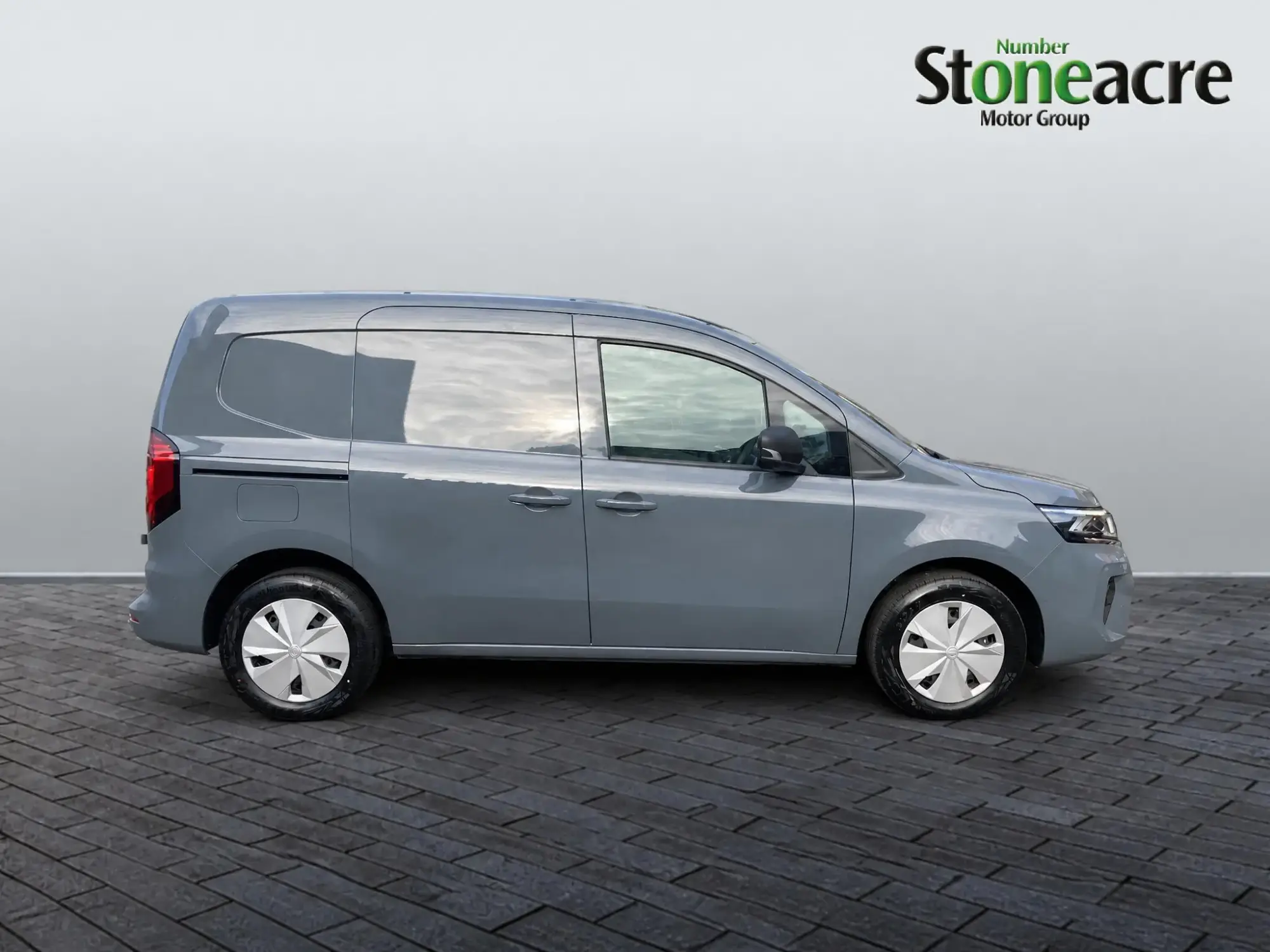 Nissan Townstar Image 7