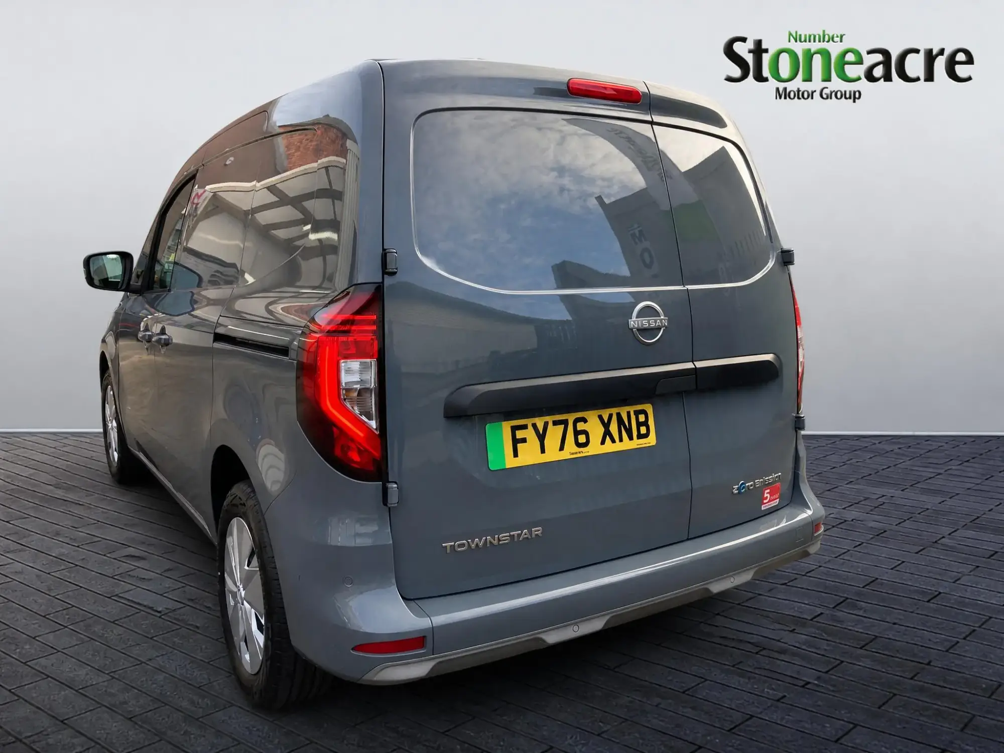 Nissan Townstar Image 18