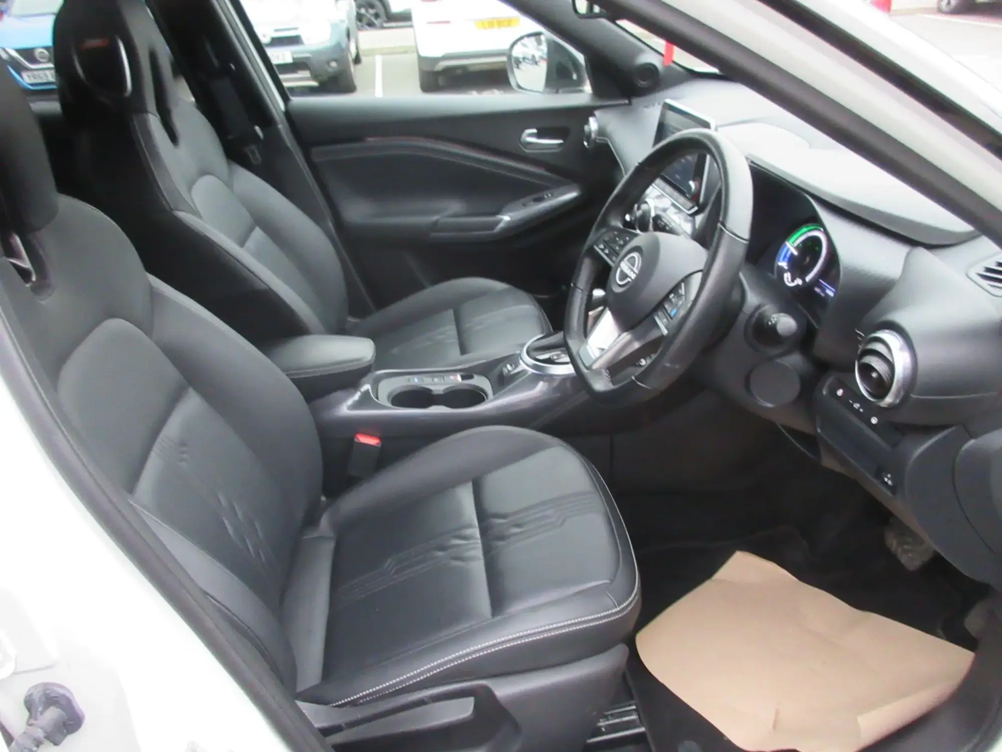 Nissan Juke Hybrid Image 22 Nissan Juke Hybrid Image 22