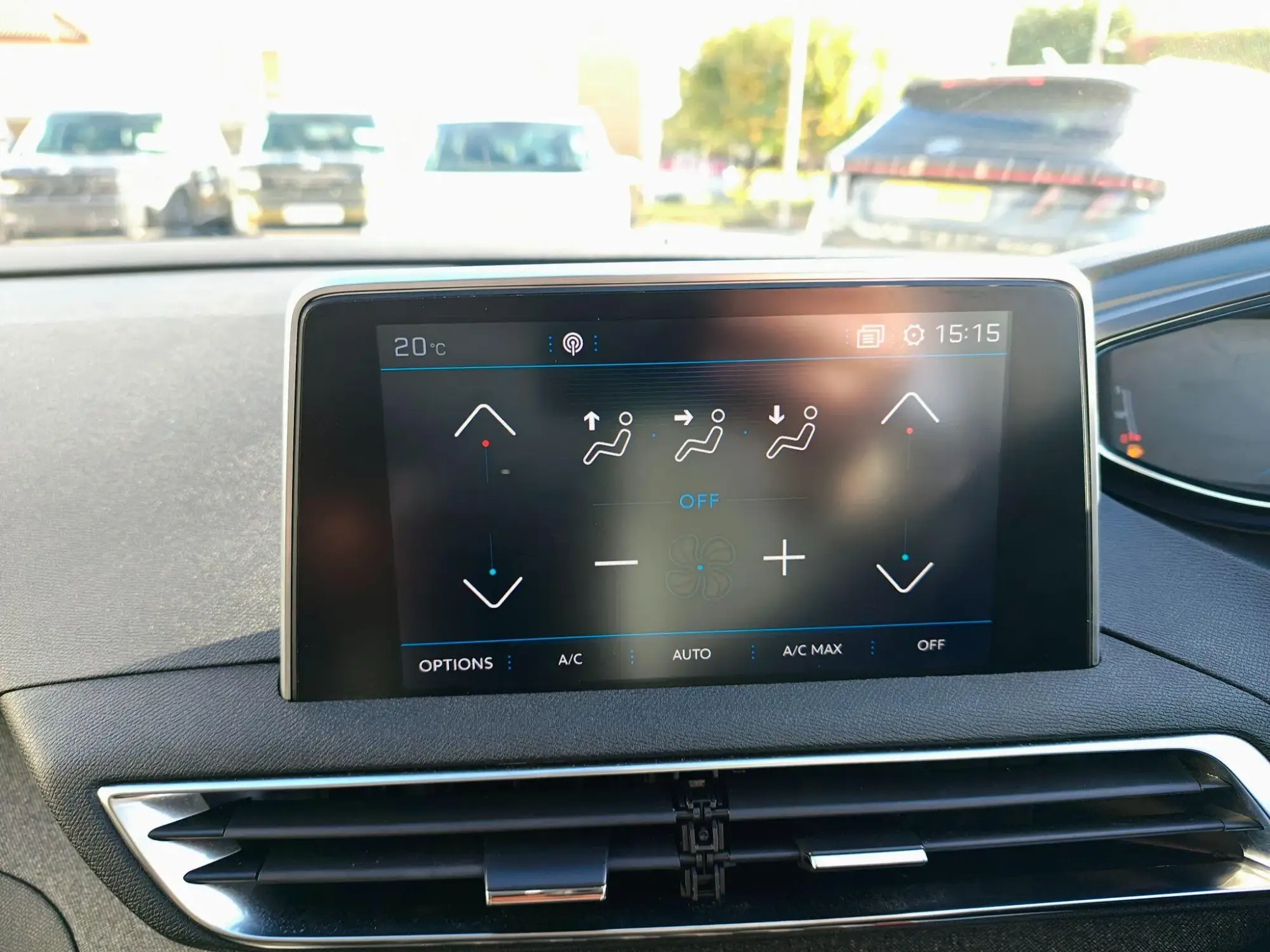 Peugeot 3008 Image 17