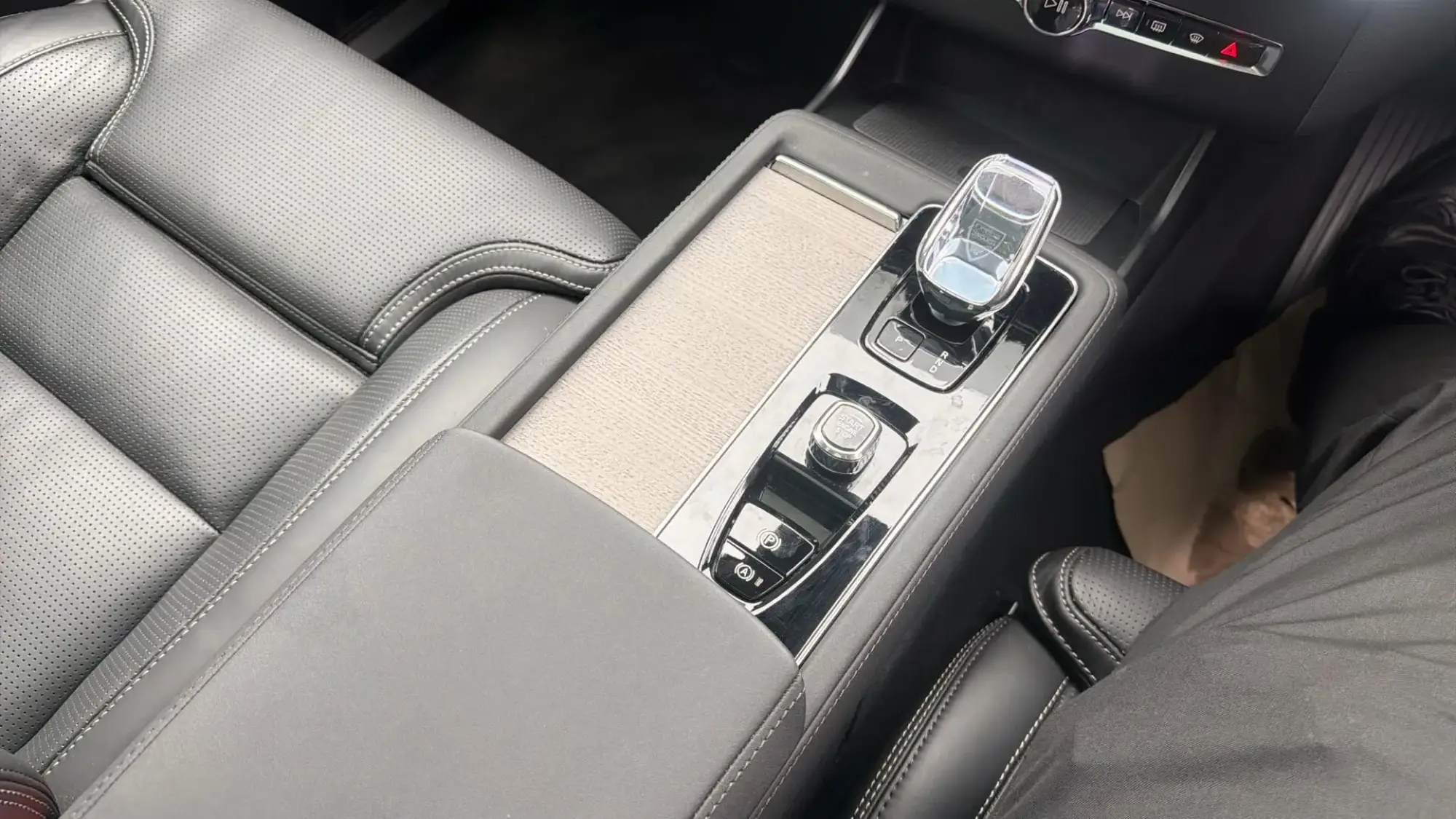Volvo XC90 Plug-In Hybrid Image 25 Volvo XC90 Plug-In Hybrid Image 25