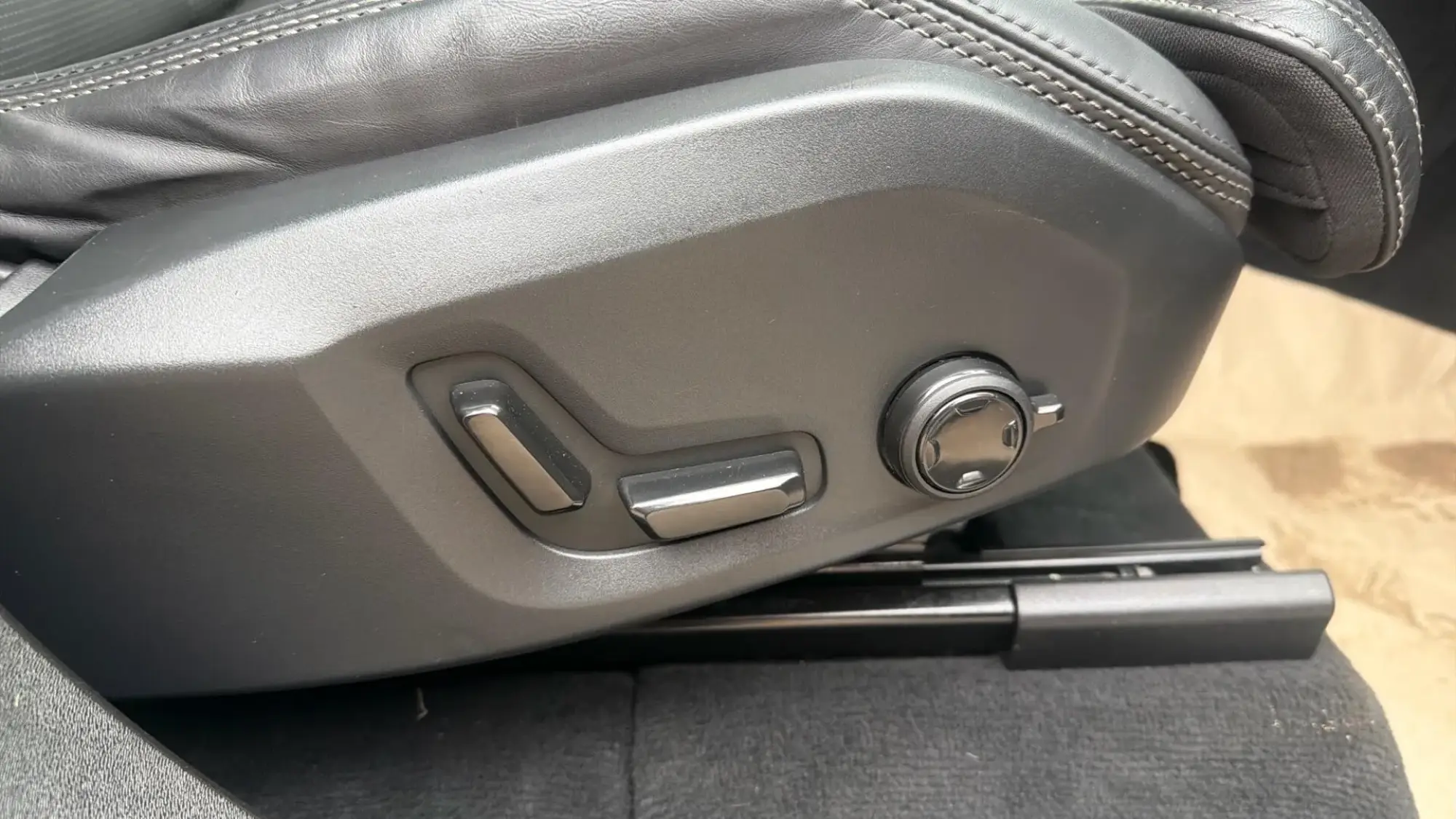 Volvo XC90 Plug-In Hybrid Image 29 Volvo XC90 Plug-In Hybrid Image 29
