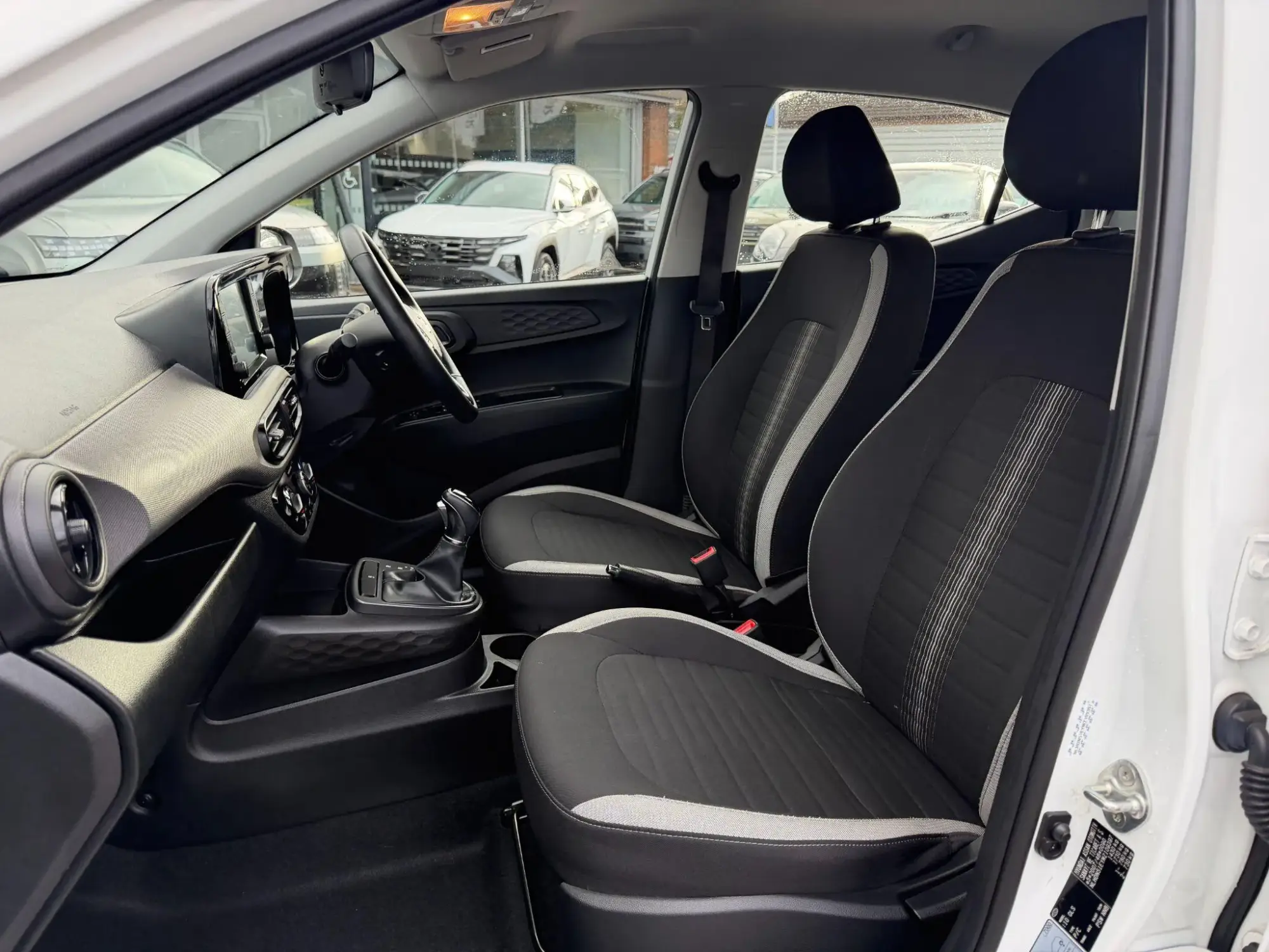 Hyundai i10 Image 17 Hyundai i10 Image 17