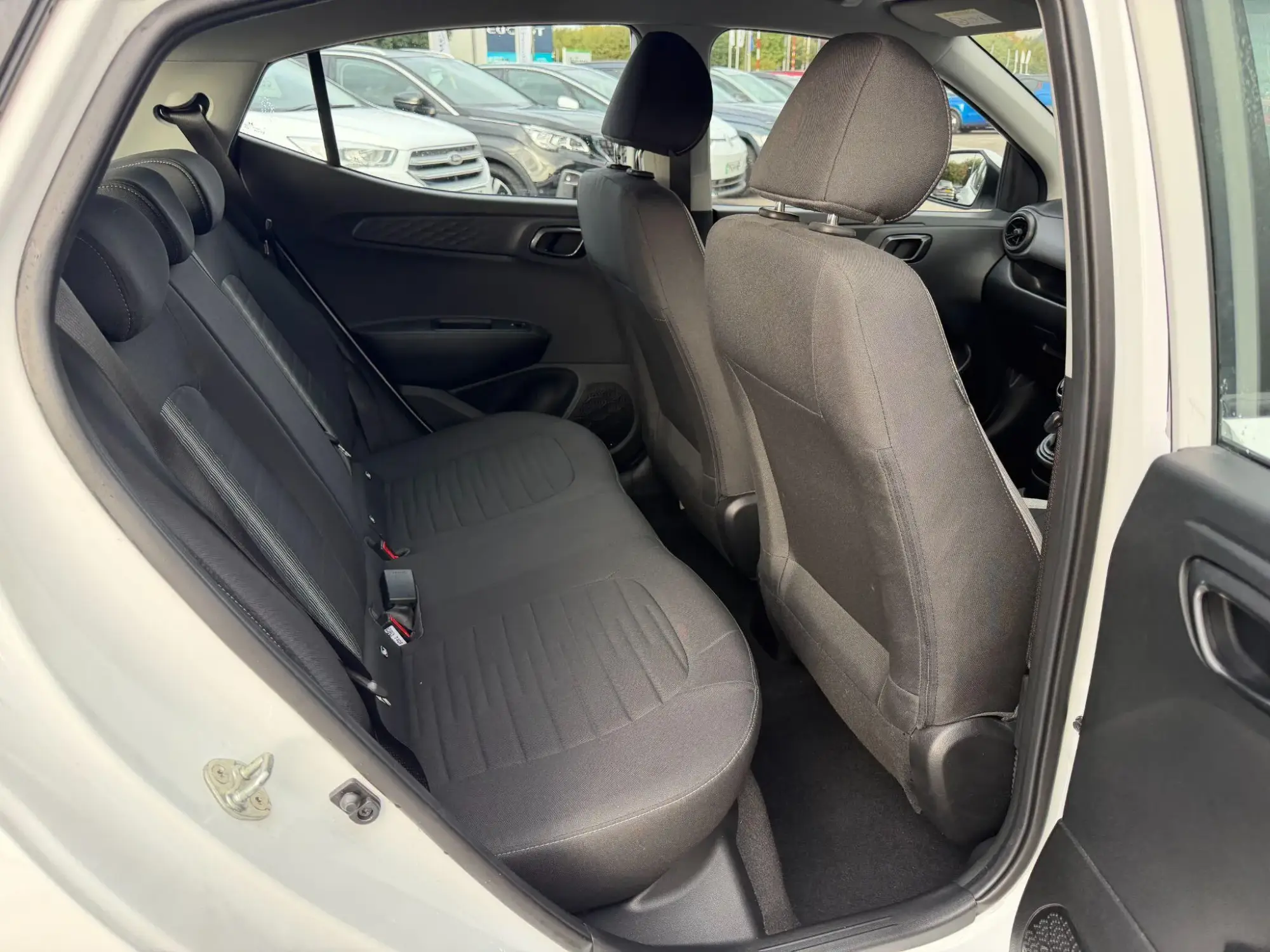 Hyundai i10 Image 25 Hyundai i10 Image 25