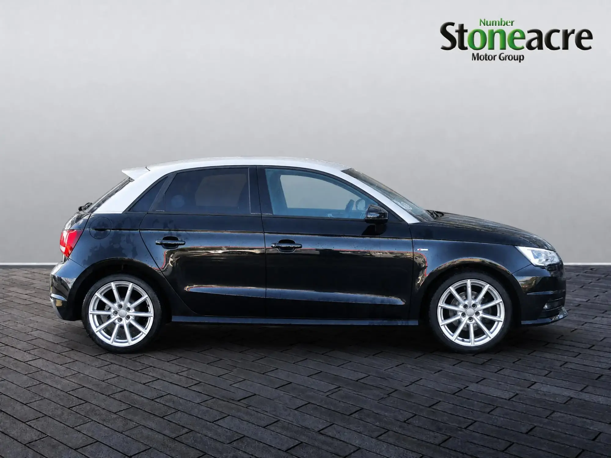 Audi A1 1.6 TDI S line Sportback S Tronic Euro 6 (s/s) 5dr LK65BZO Image 2