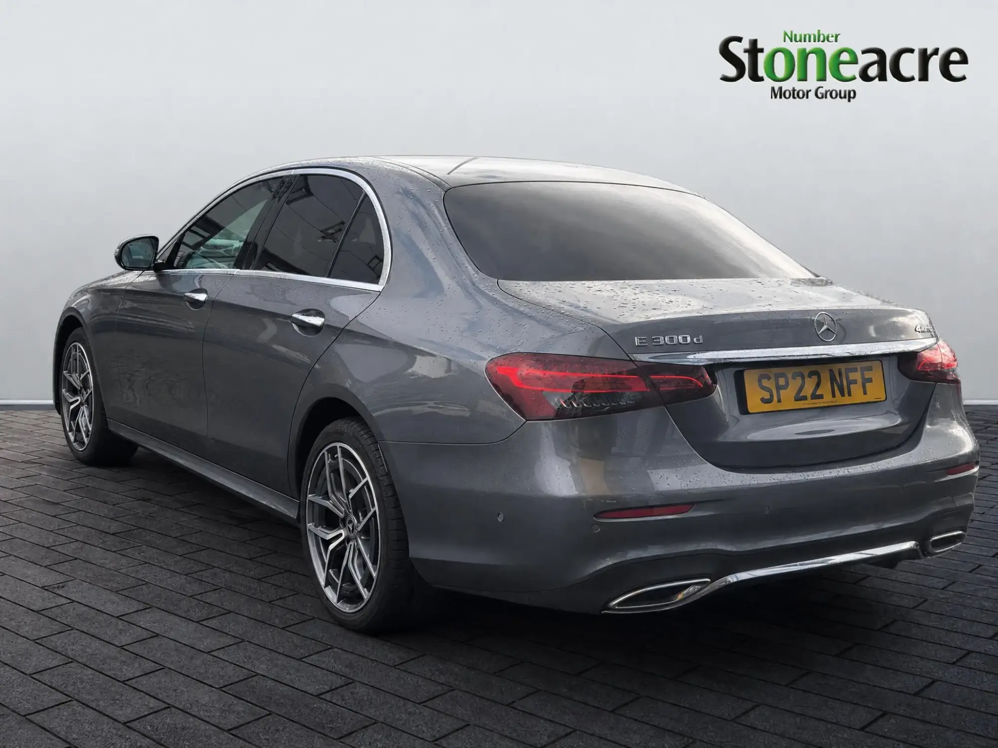Mercedes-Benz E-Class Image 5