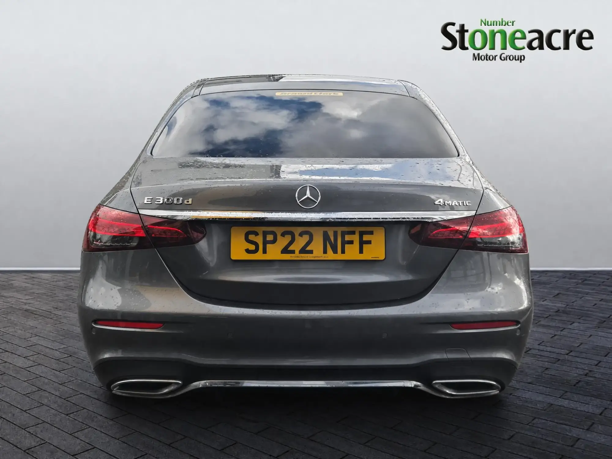 Mercedes-Benz E-Class Image 6