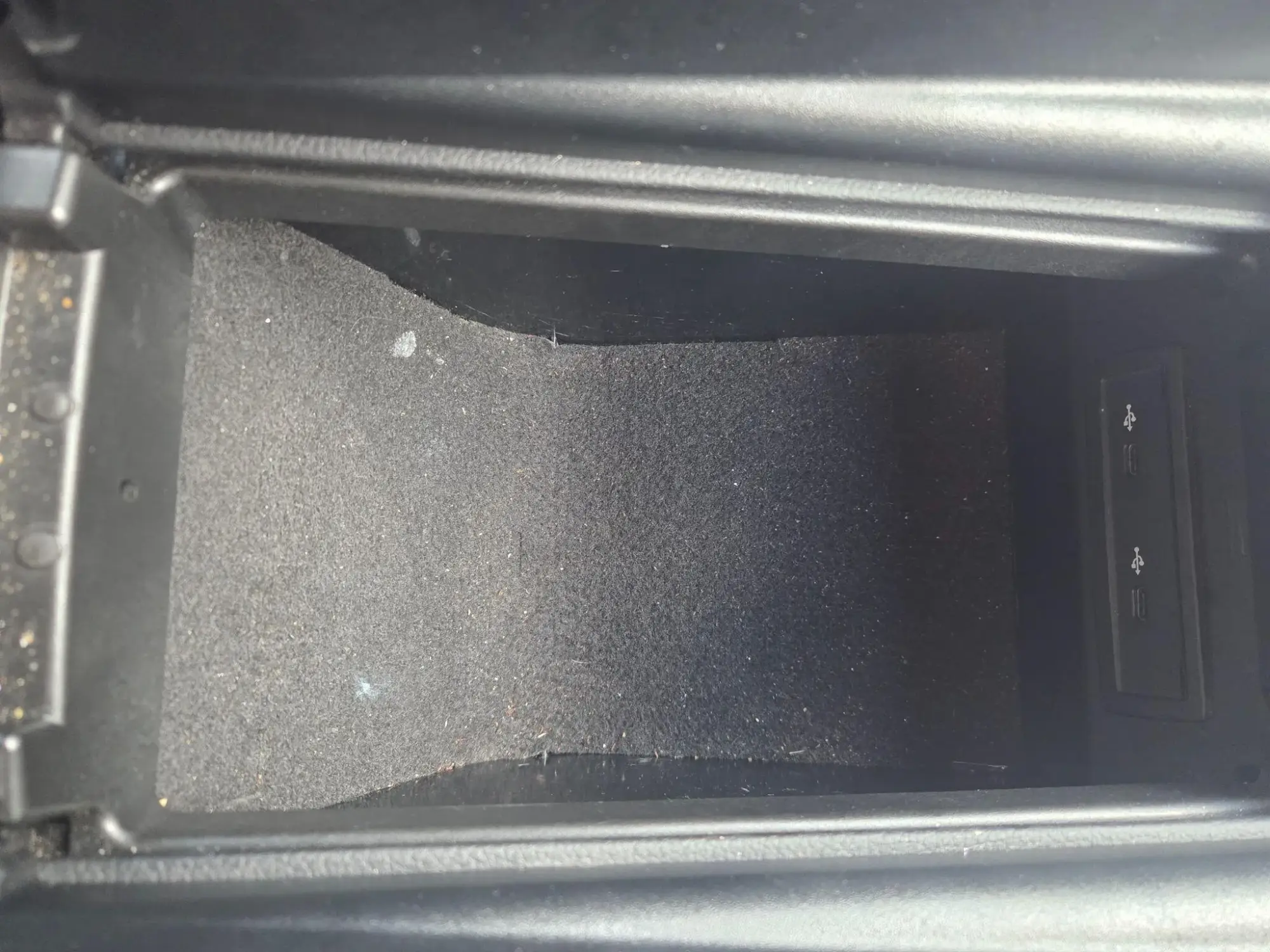 Mercedes-Benz E-Class Image 37
