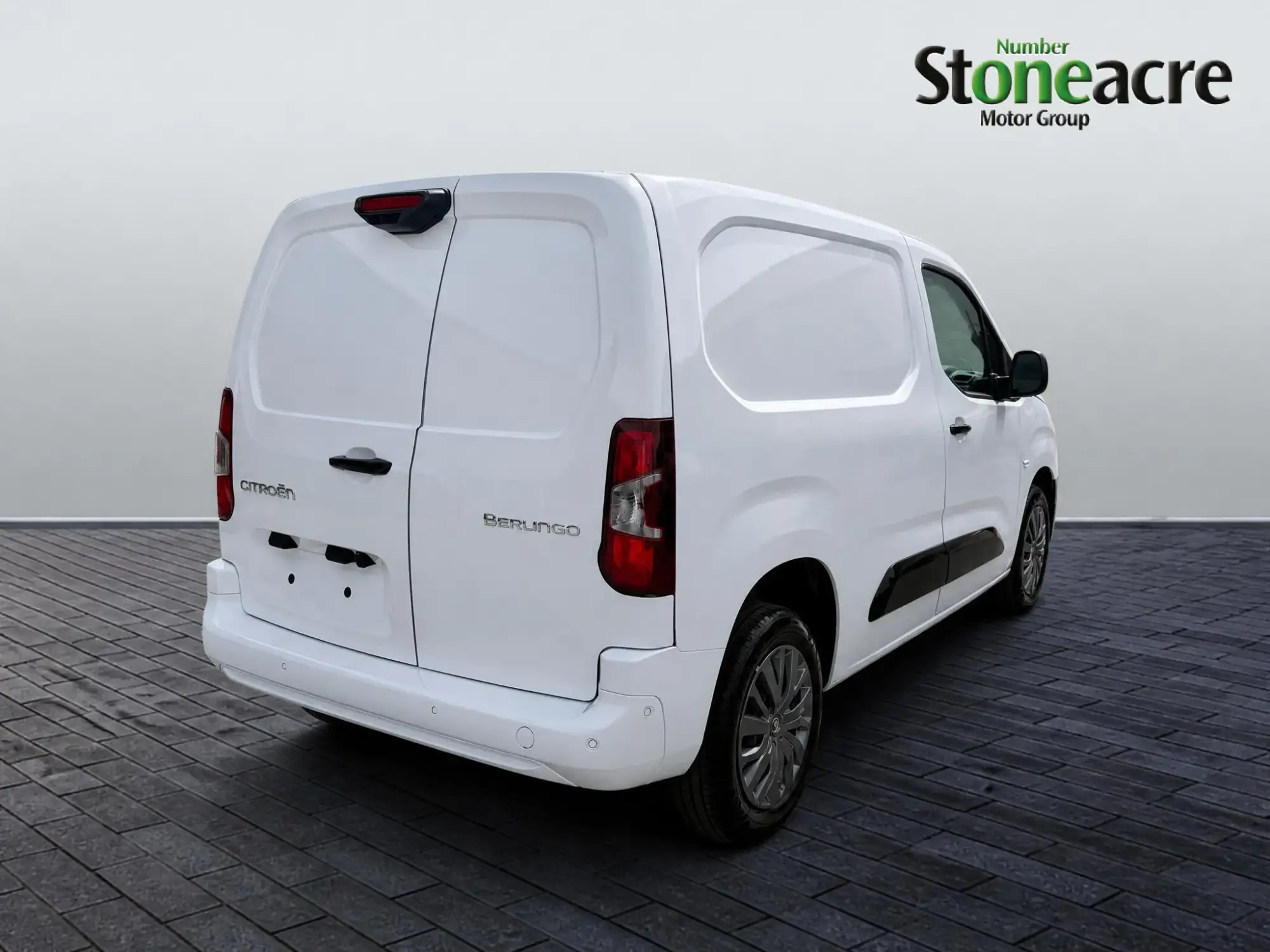 Citroen Berlingo 1.5 Driver M A8 SWB Euro 6 (s/s) 5dr YP76NVY Image 2 Citroen Berlingo 1.5 Driver M A8 SWB Euro 6 (s/s) 5dr YP76NVY Image 2