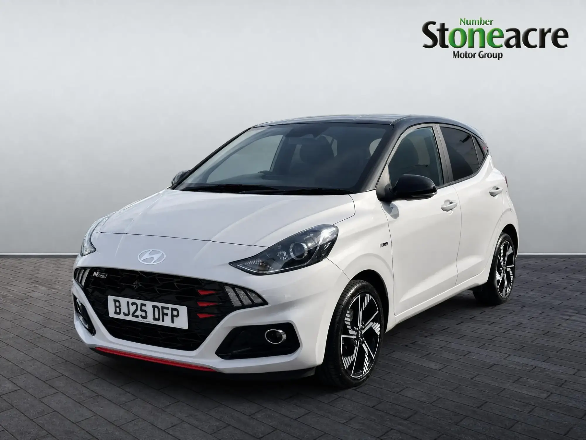 Hyundai i10 Image 2 Hyundai i10 Image 2