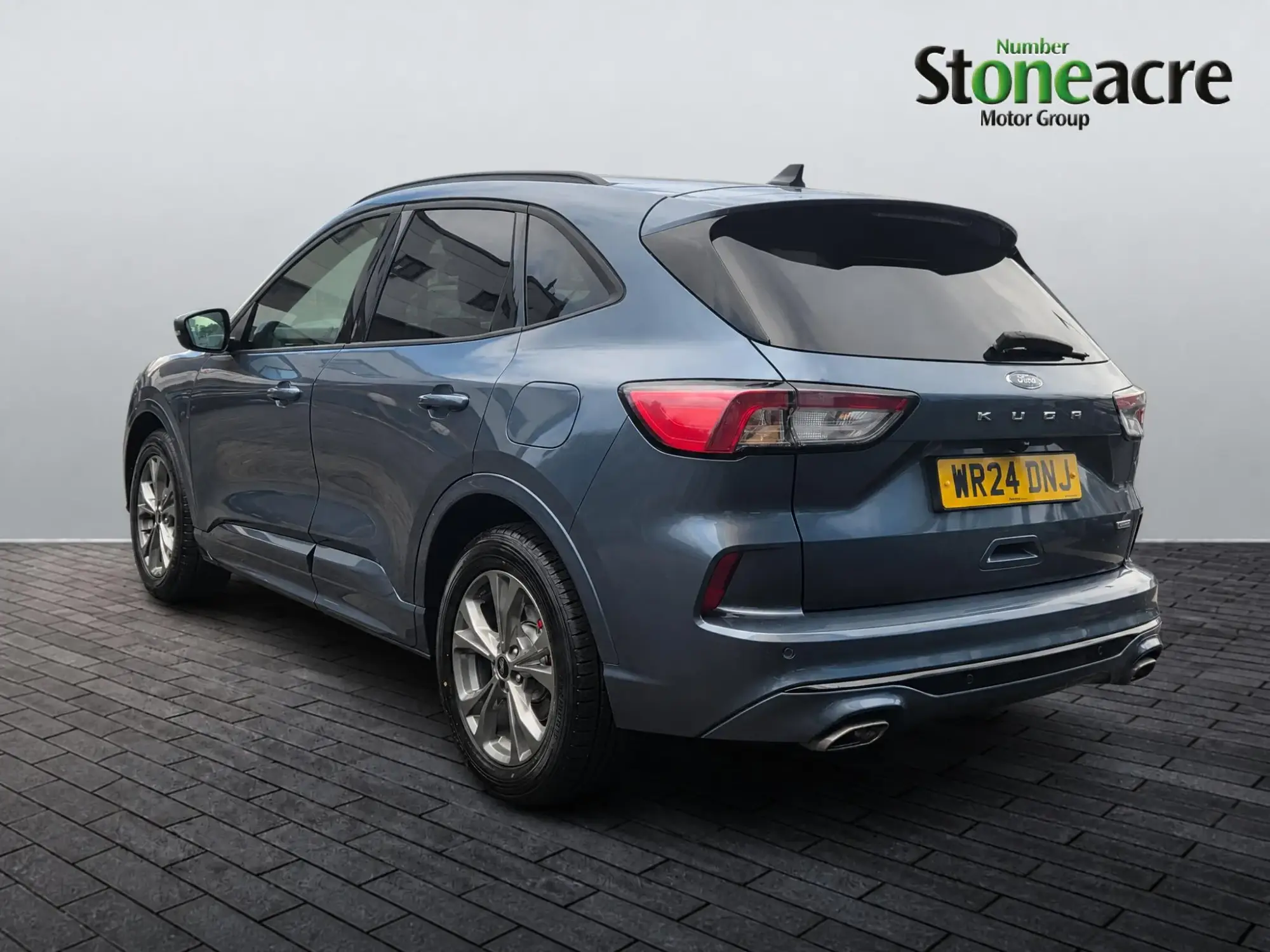 Ford Kuga Hybrid Image 5 Ford Kuga Hybrid Image 5
