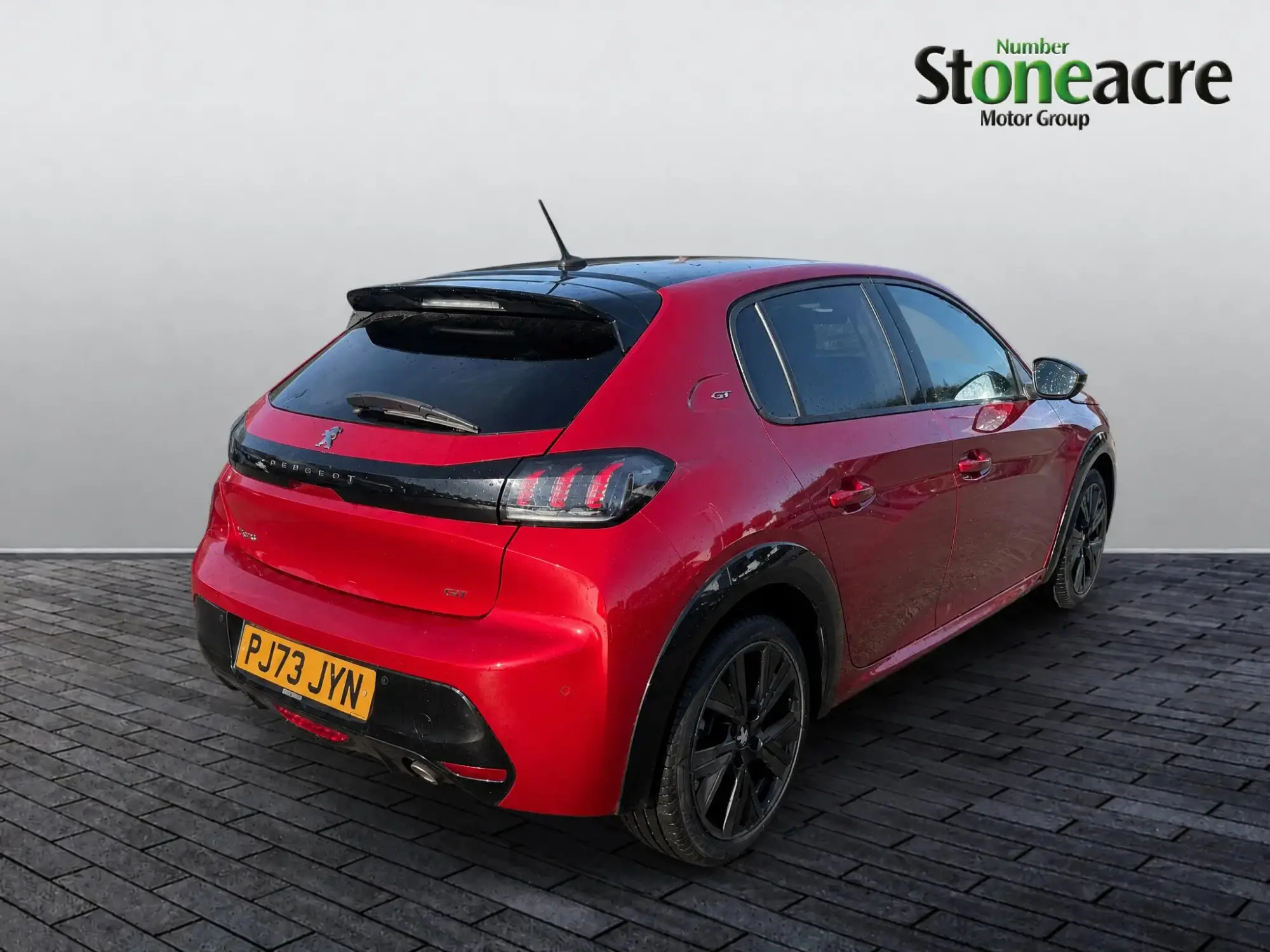 Peugeot 208 Image 3