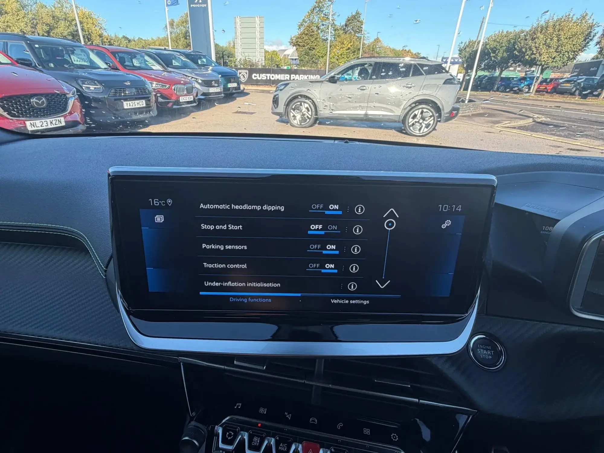 Peugeot 208 Image 22