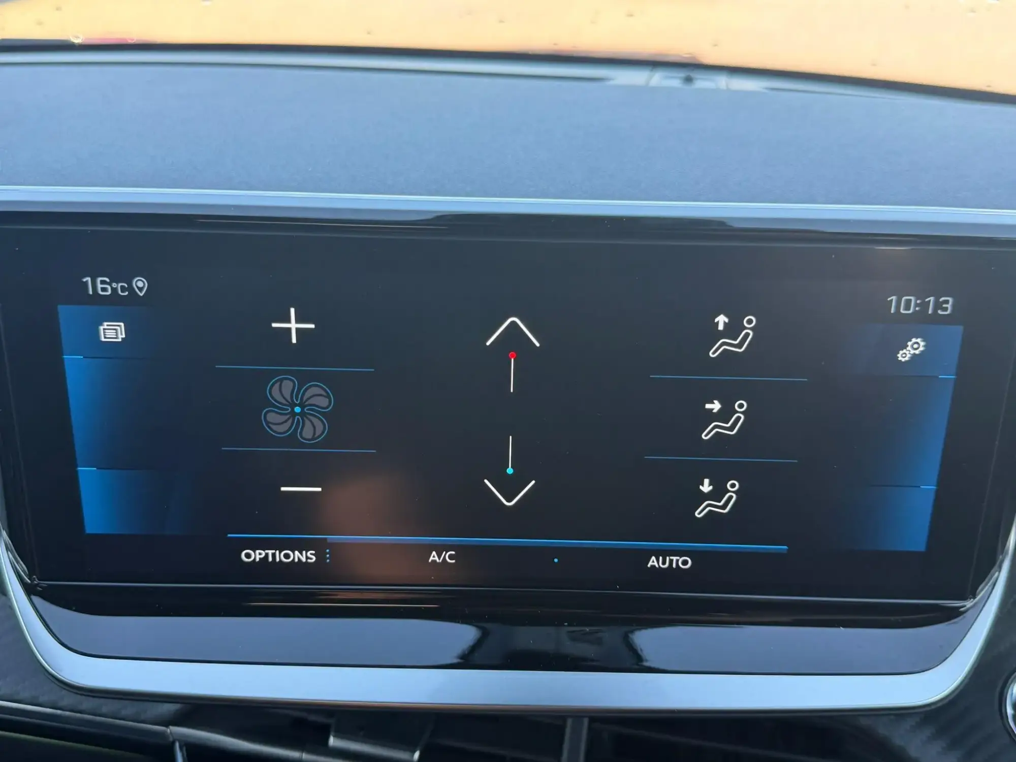 Peugeot 208 Image 27