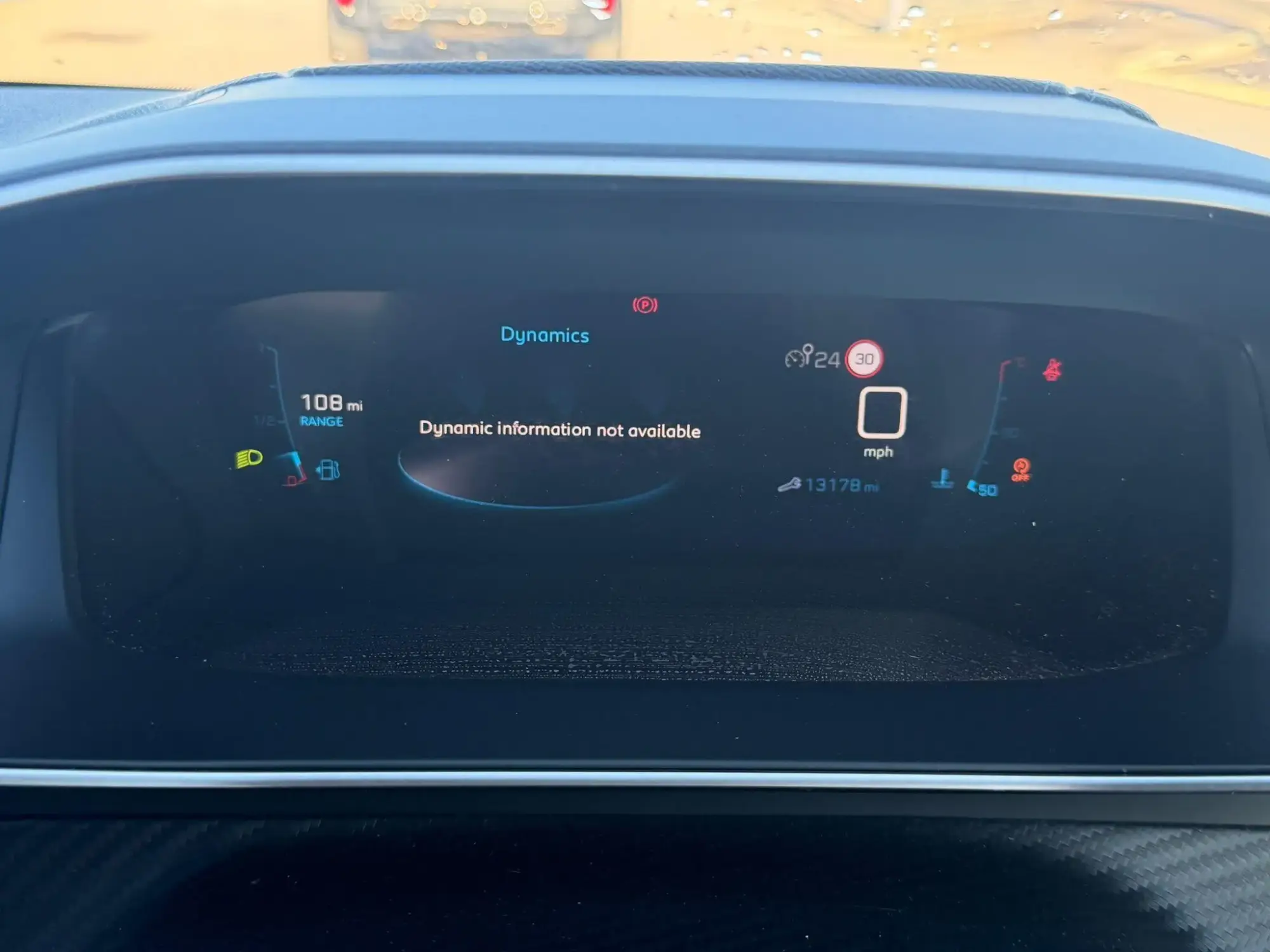 Peugeot 208 Image 28