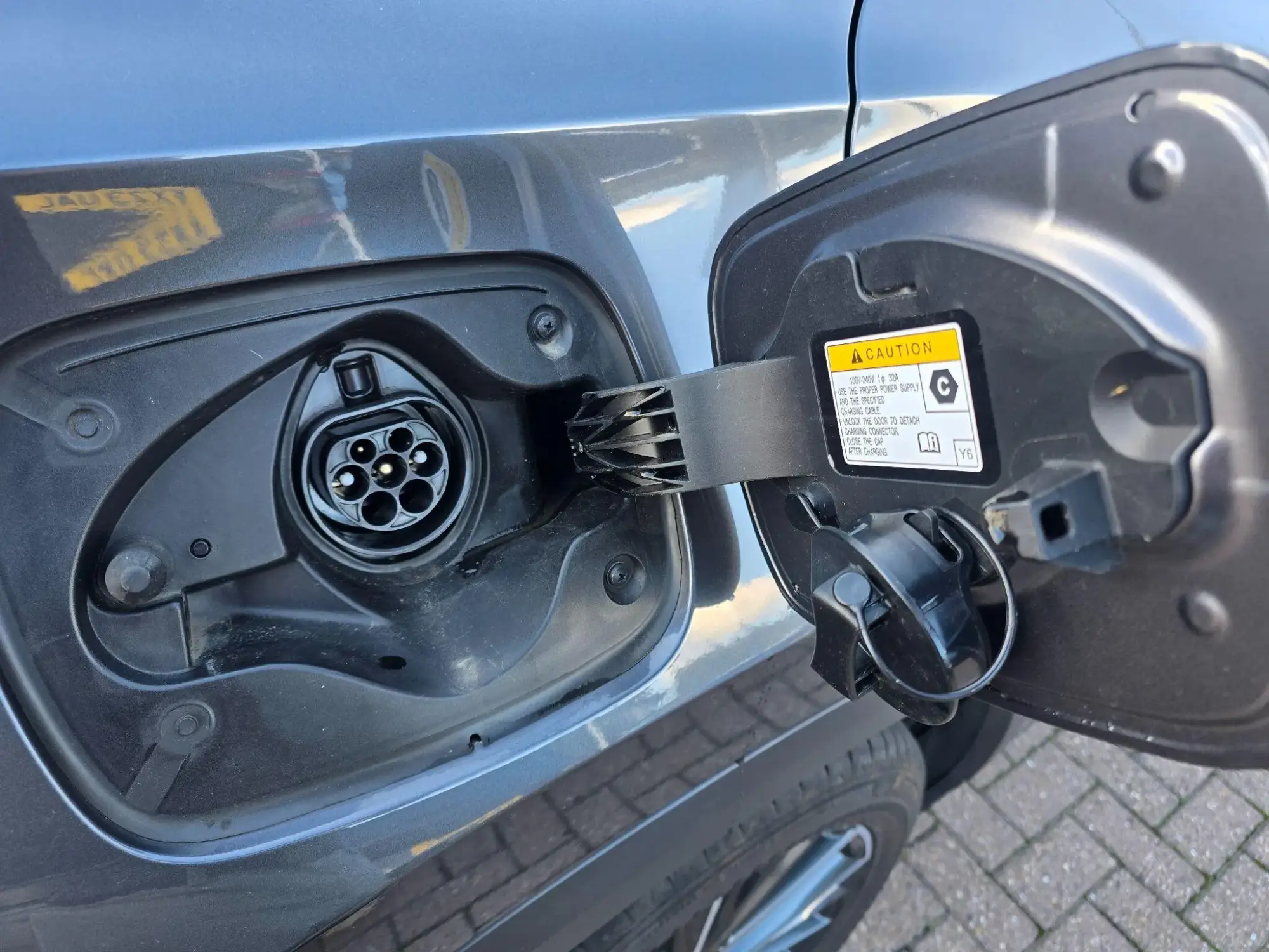 Lexus NX Self-Charging Hybrid Image 12