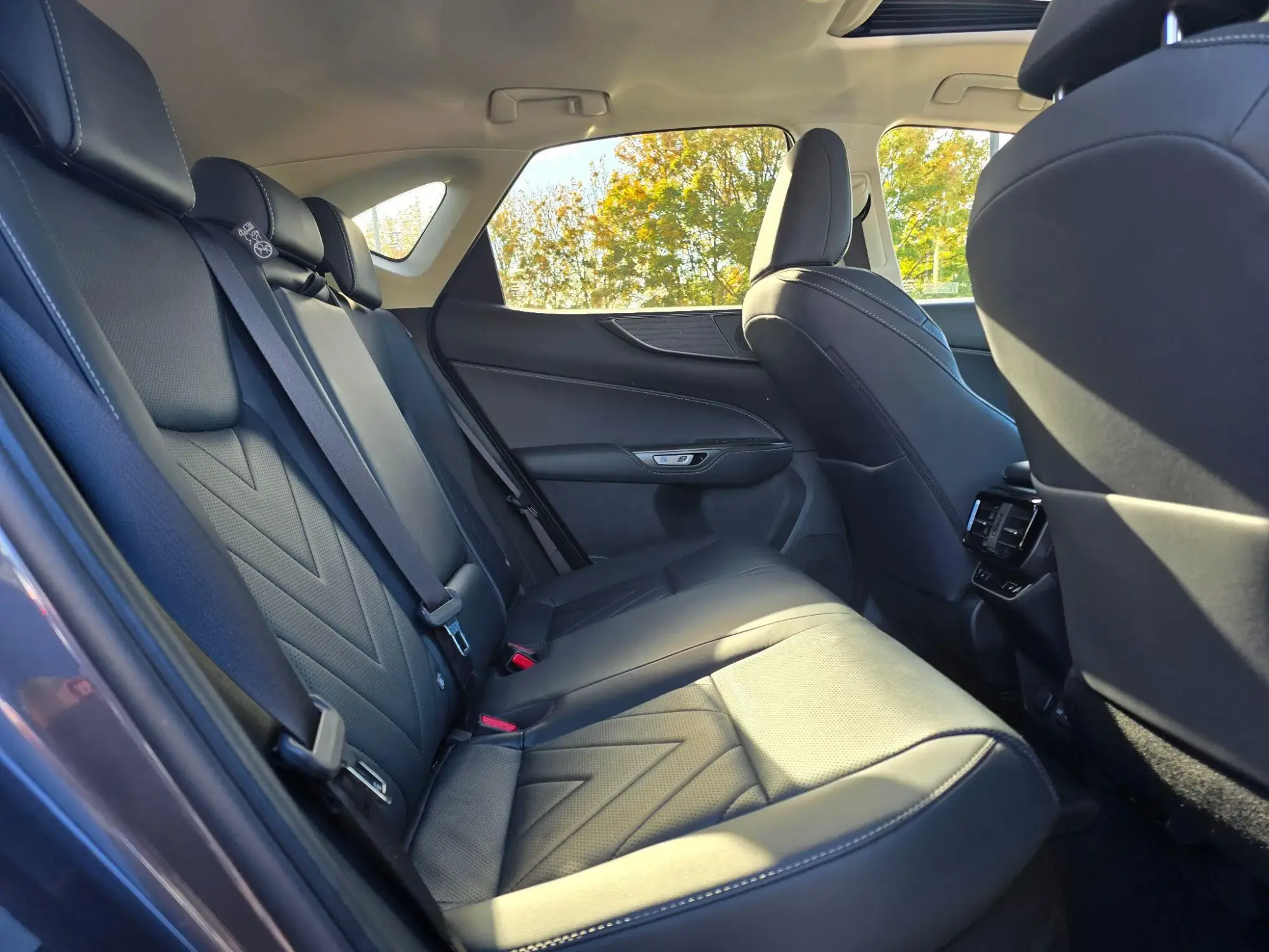 Lexus NX Self-Charging Hybrid Image 16