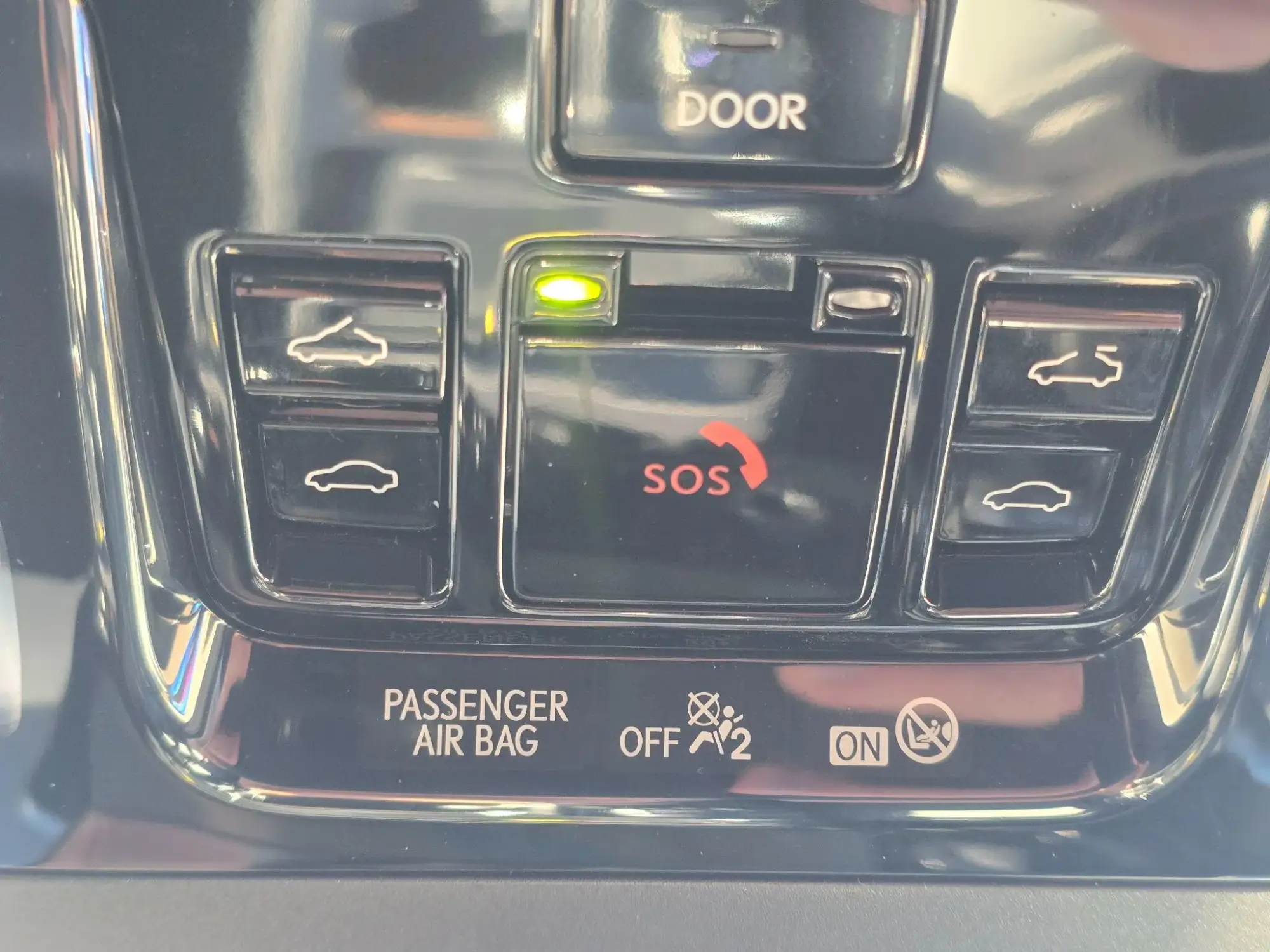 Lexus NX Self-Charging Hybrid Image 30