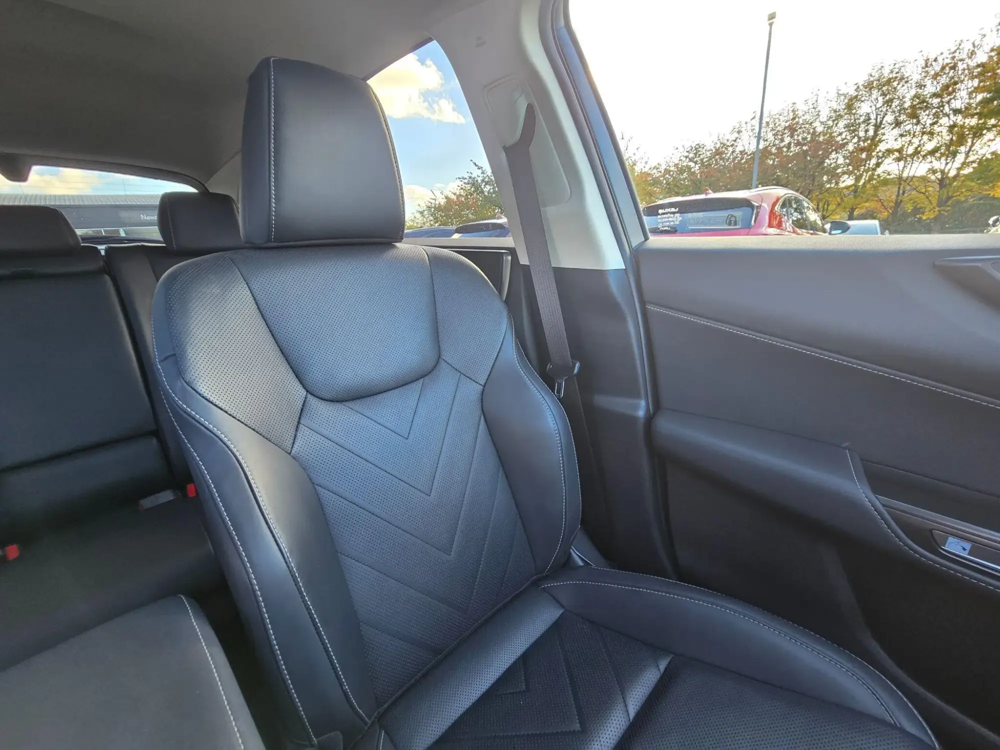 Lexus NX Self-Charging Hybrid Image 31