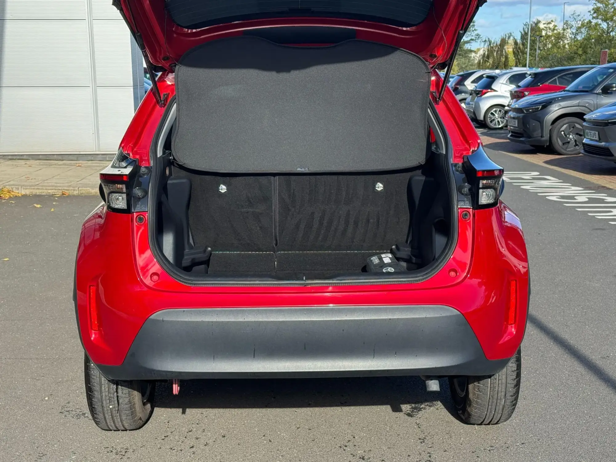 Toyota Yaris Cross Hybrid Image 10 Toyota Yaris Cross Hybrid Image 10