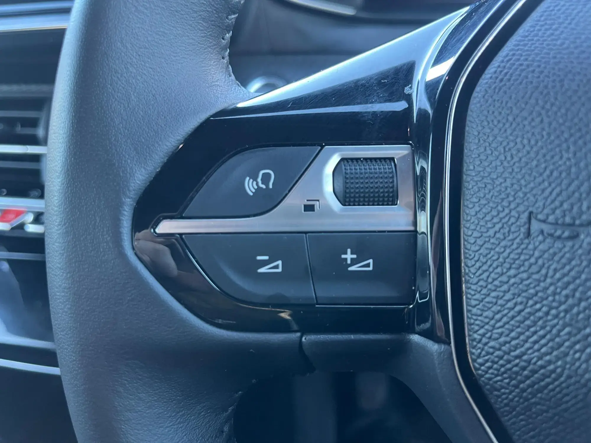 Peugeot 2008 Image 17 Peugeot 2008 Image 17