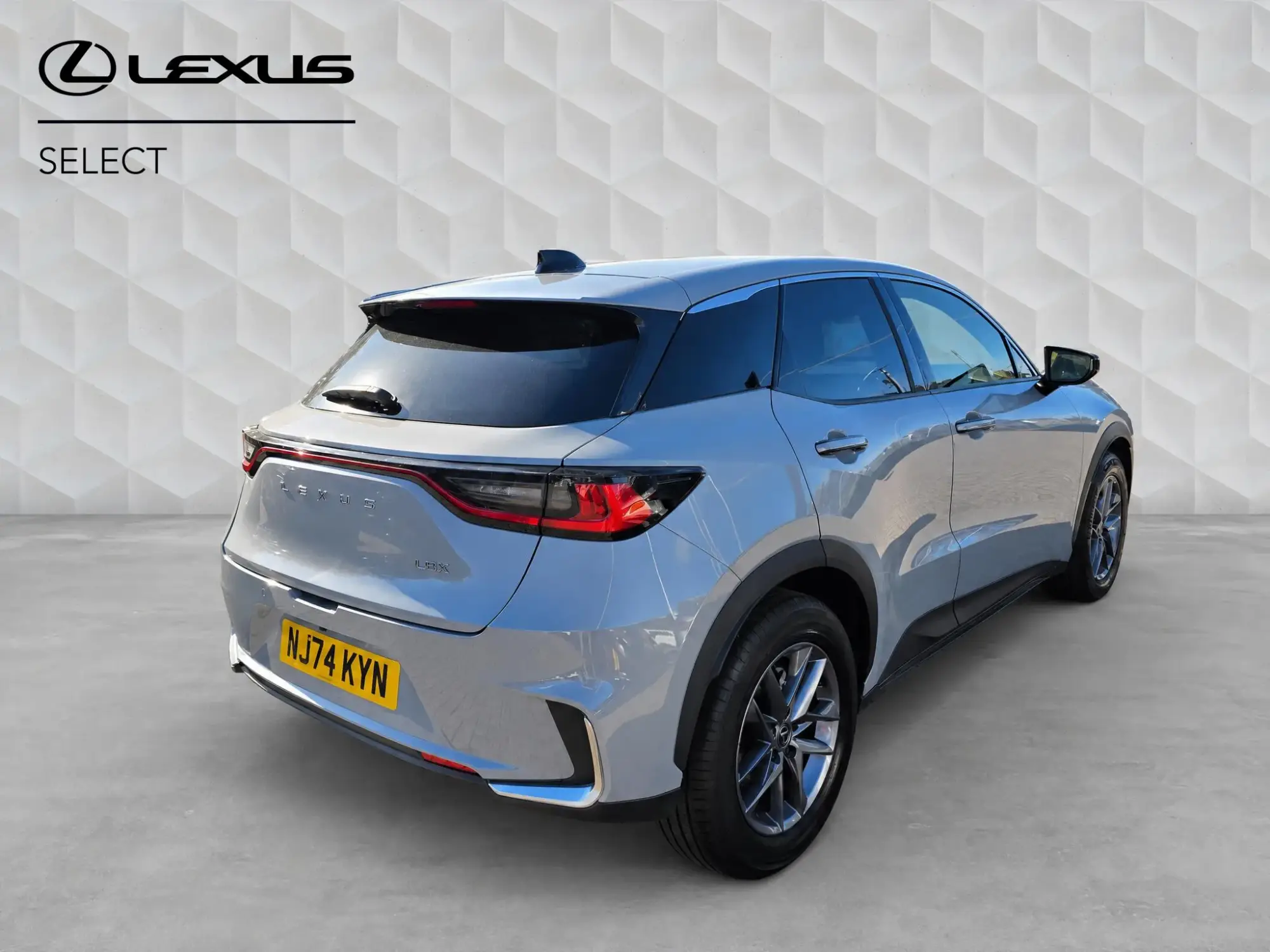 Lexus LBX 1.5 VVT-iE Premium E-CVT Euro 6 (s/s) 5dr NJ74KYN Image 3 Lexus LBX 1.5 VVT-iE Premium E-CVT Euro 6 (s/s) 5dr NJ74KYN Image 3