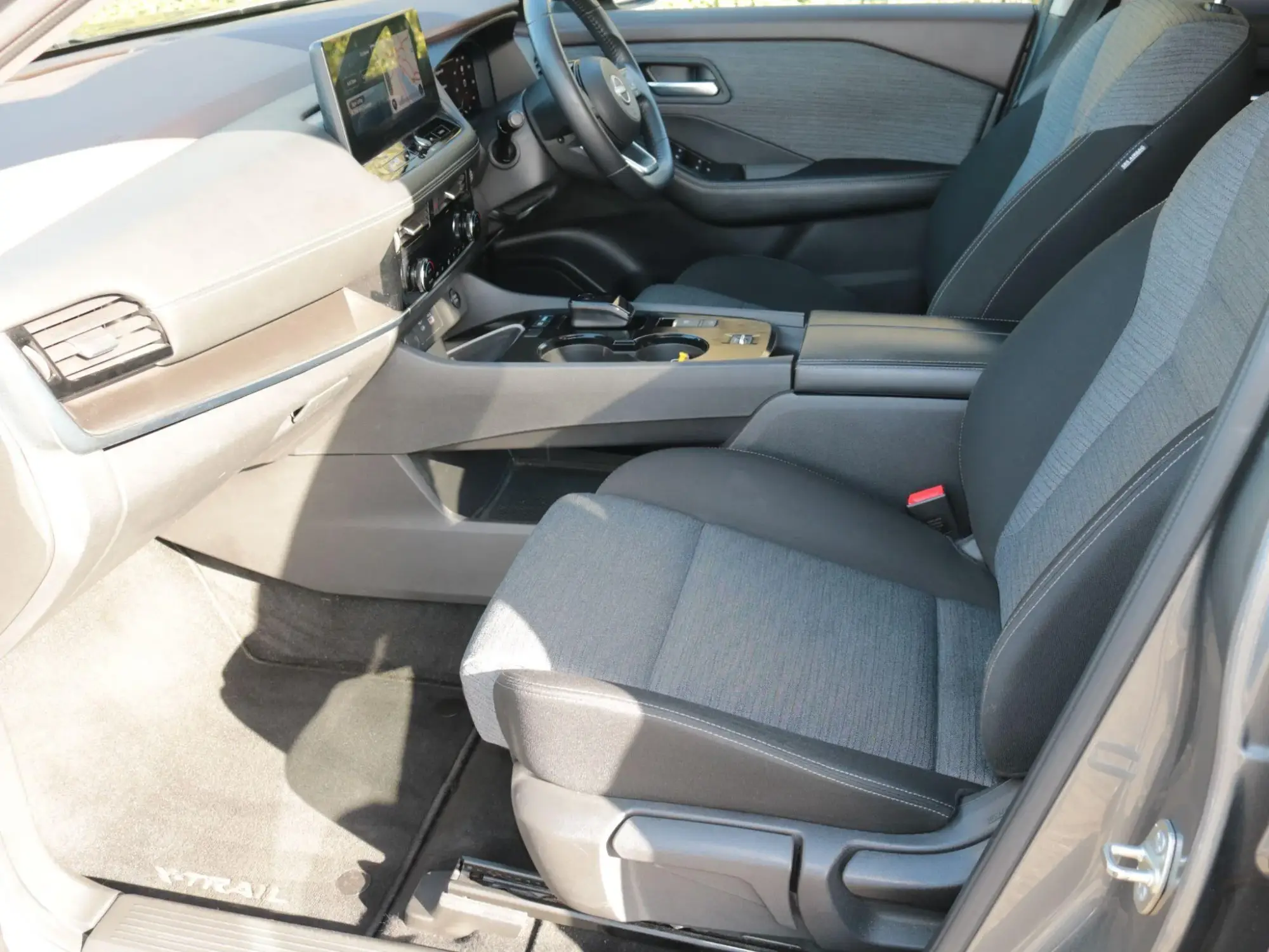 Nissan X-Trail e-POWER Image 13 Nissan X-Trail e-POWER Image 13