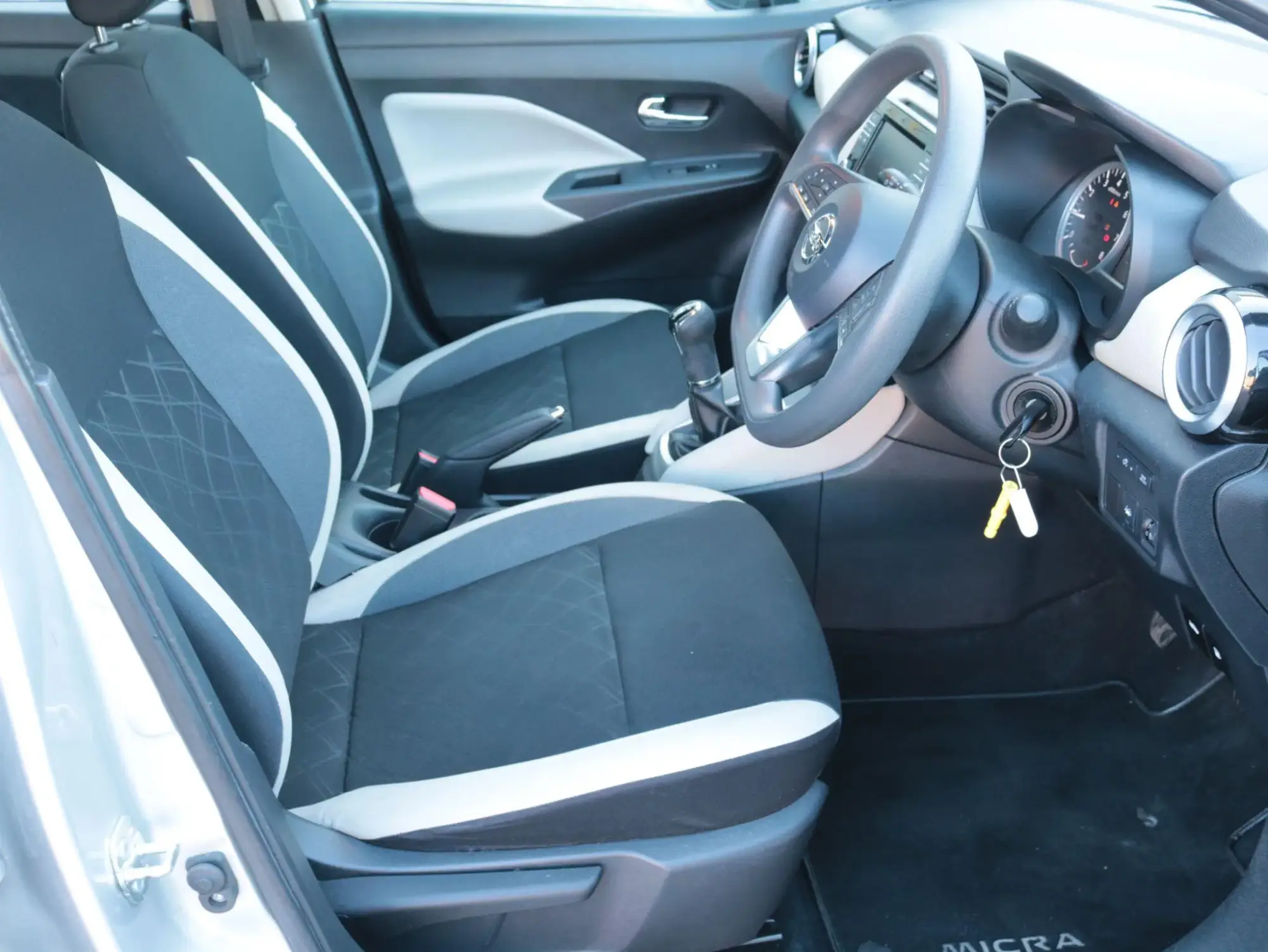 Nissan MICRA Image 13