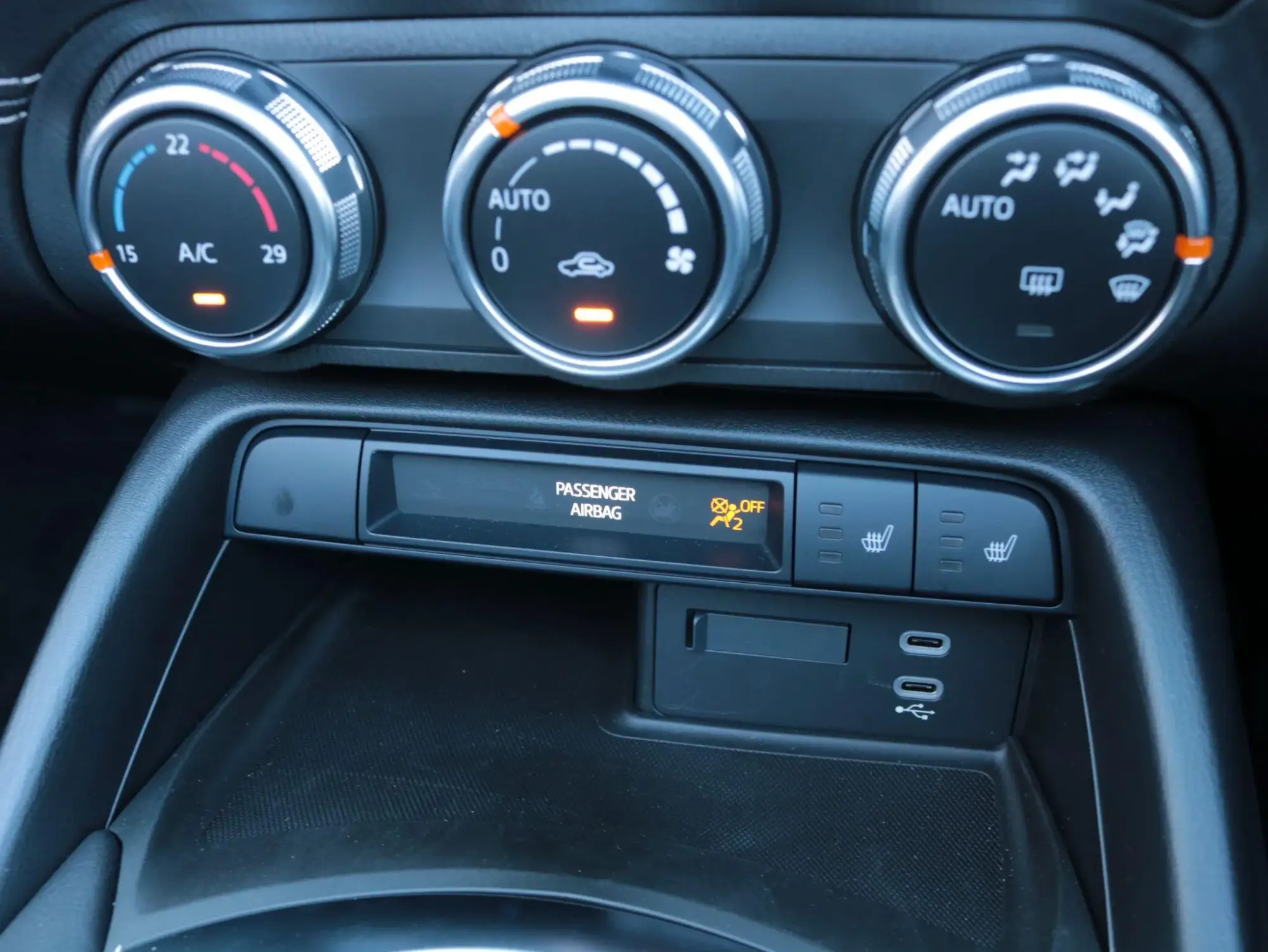 Mazda MX-5 Image 25