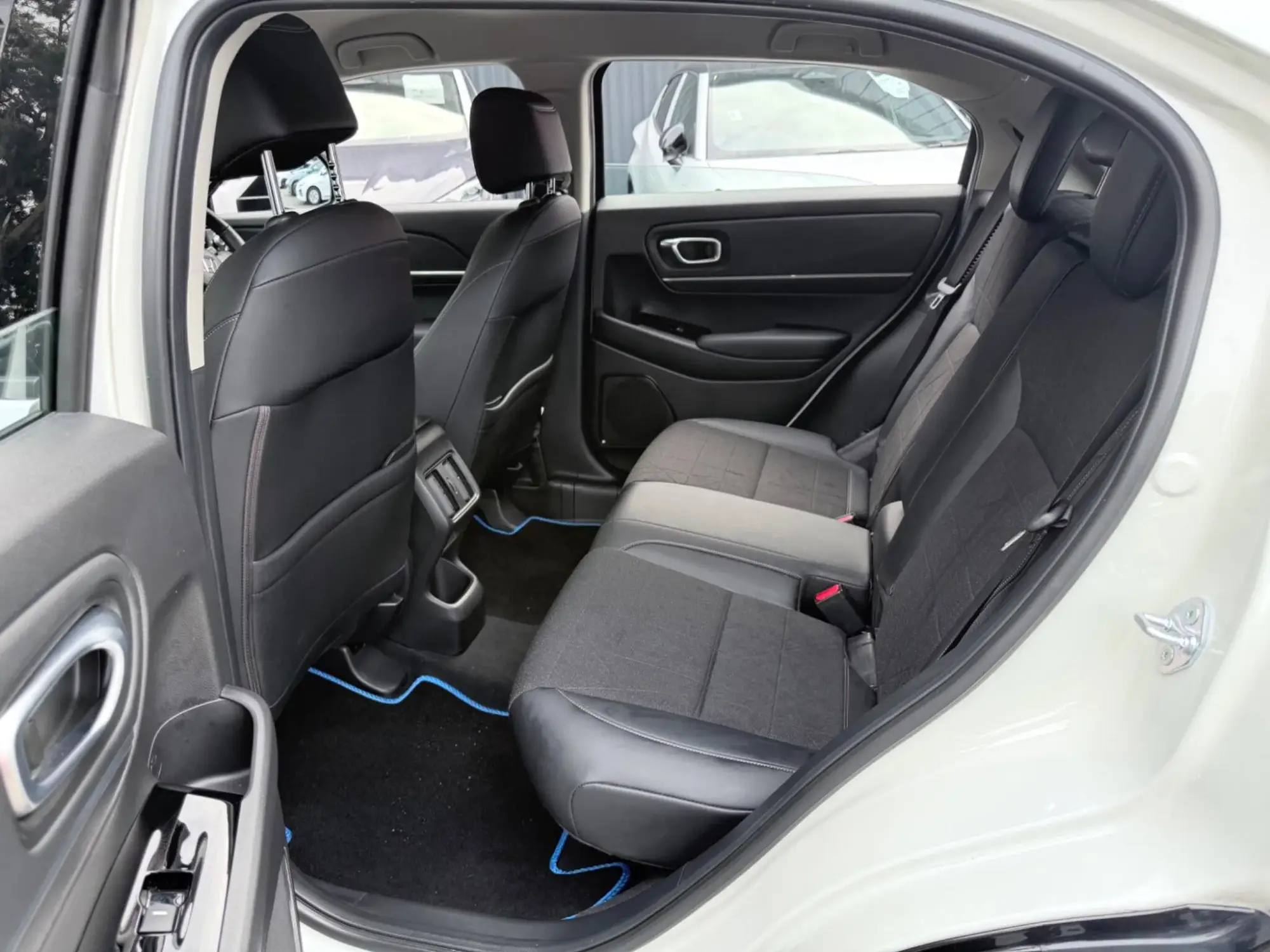 Honda HR-V Hybrid Image 16 Honda HR-V Hybrid Image 16