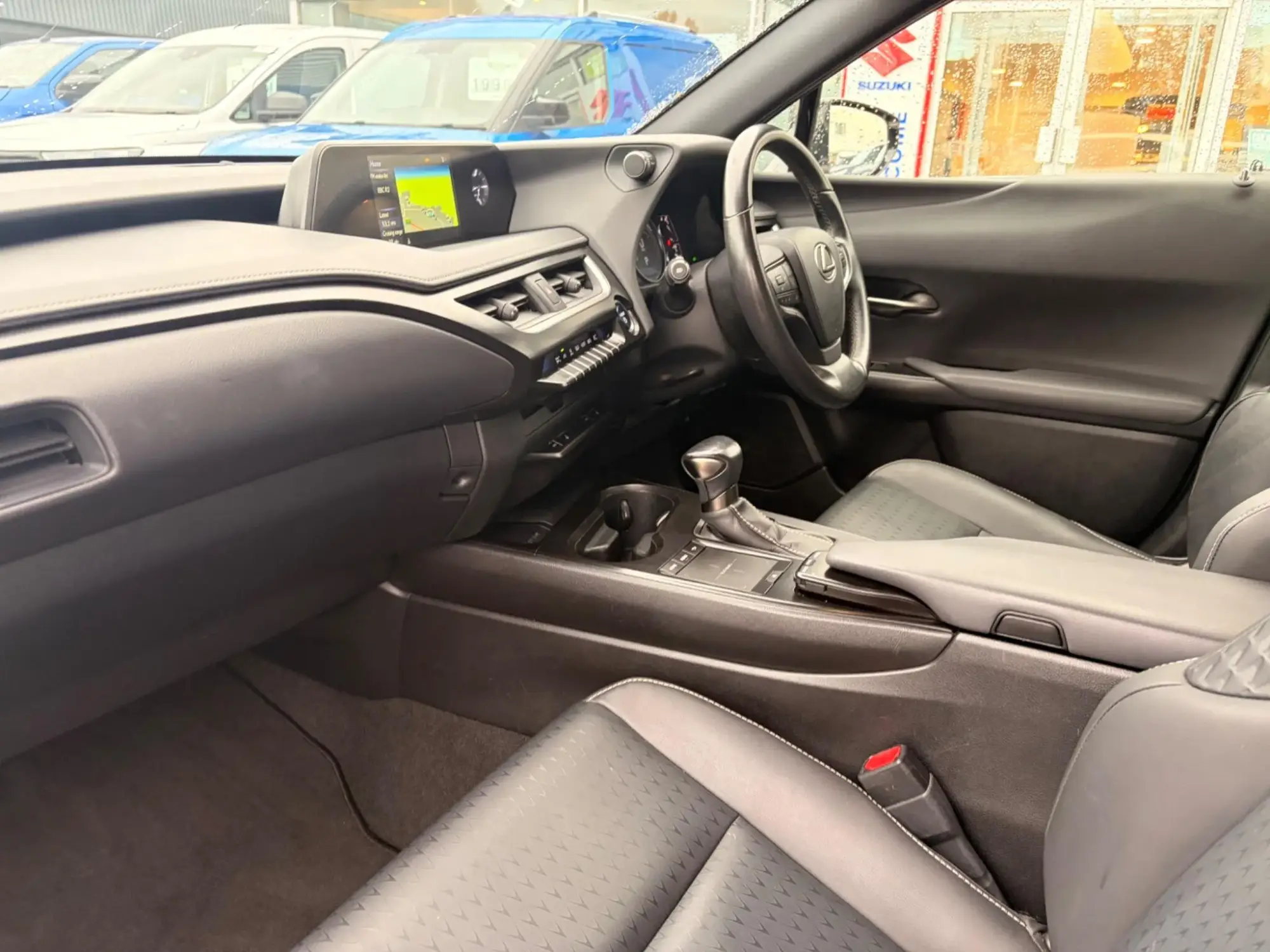 Lexus UX Self-Charging Hybrid Image 10 Lexus UX Self-Charging Hybrid Image 10