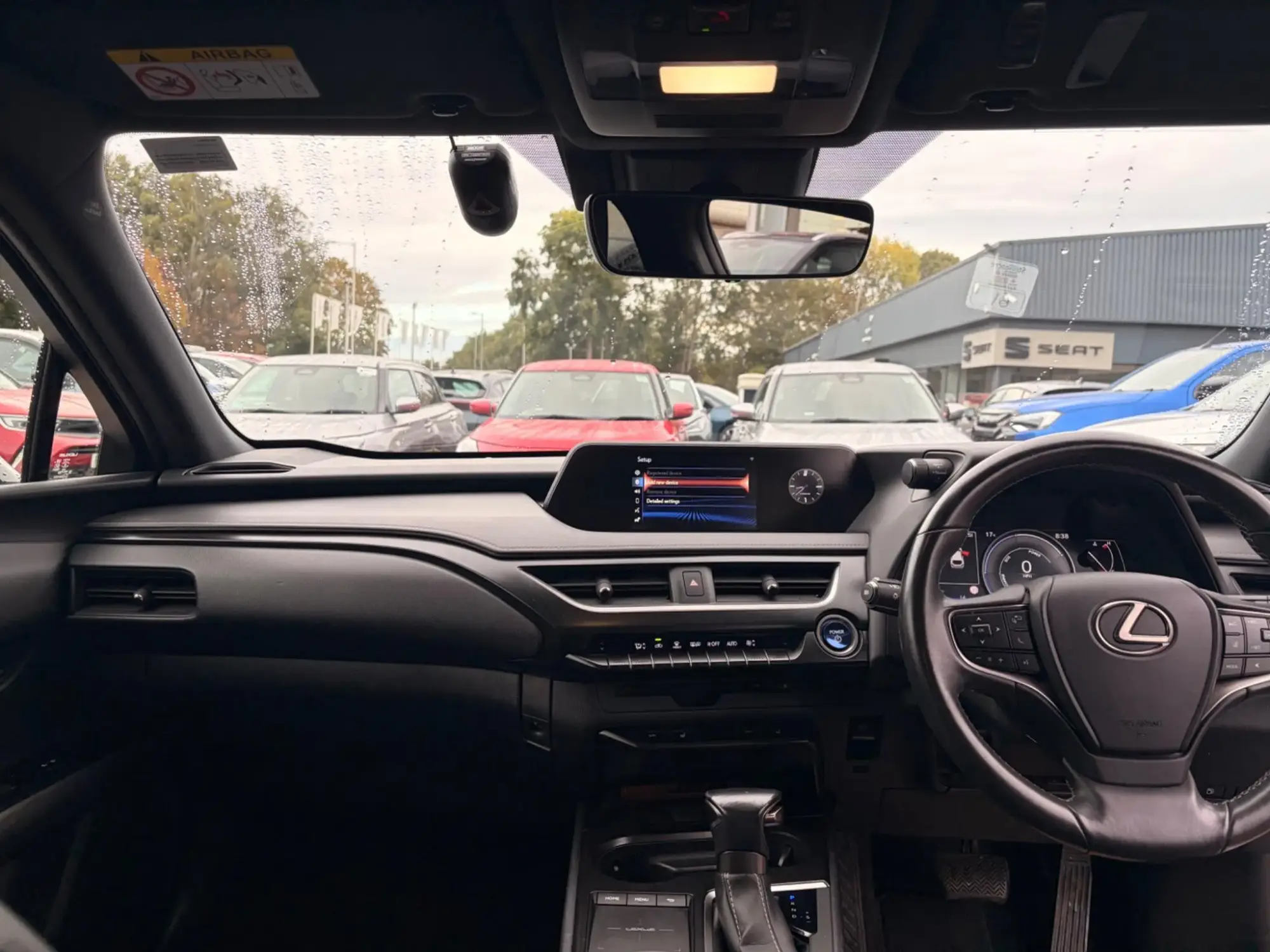 Lexus UX Self-Charging Hybrid Image 12 Lexus UX Self-Charging Hybrid Image 12