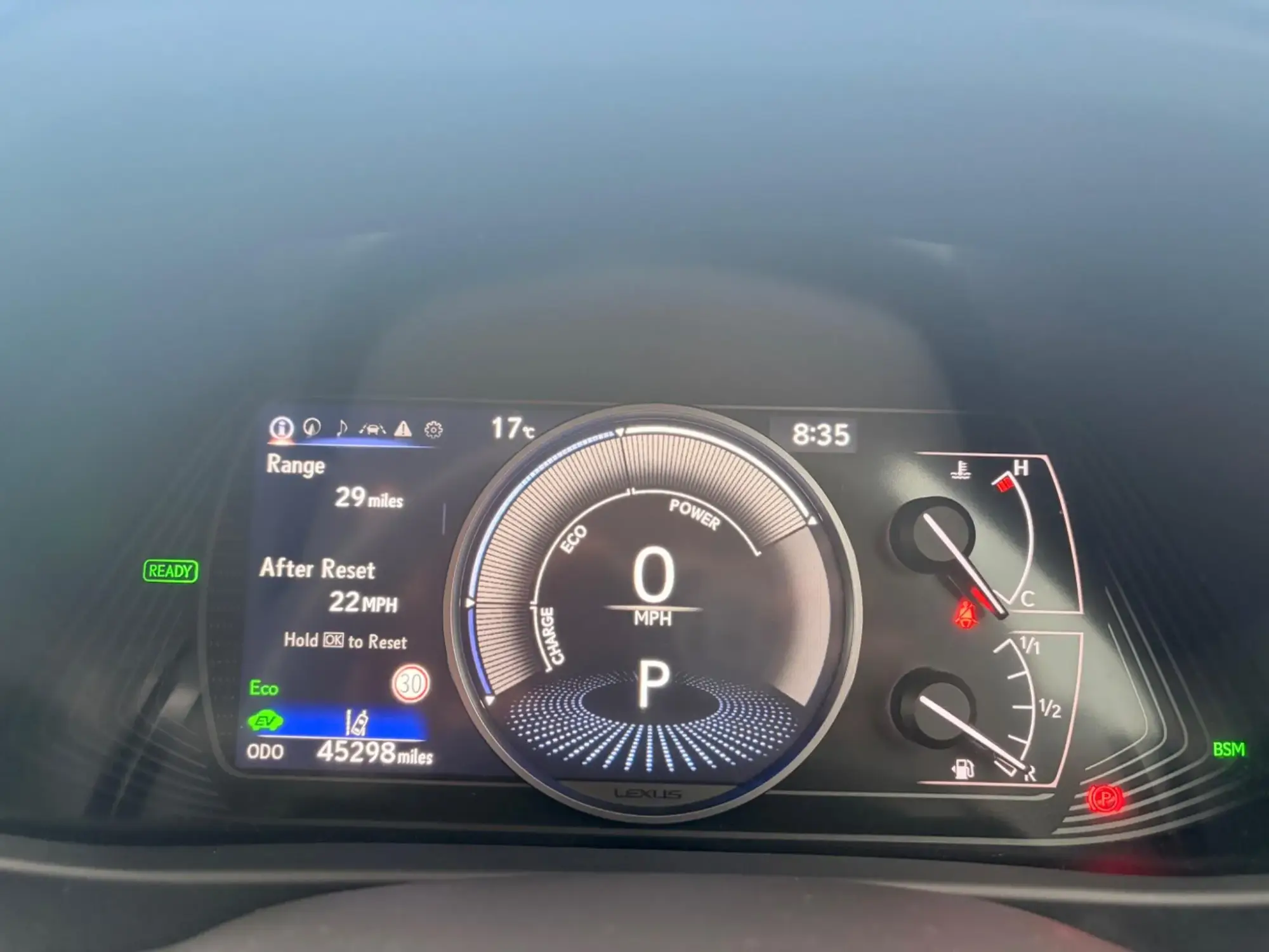 Lexus UX Self-Charging Hybrid Image 29 Lexus UX Self-Charging Hybrid Image 29