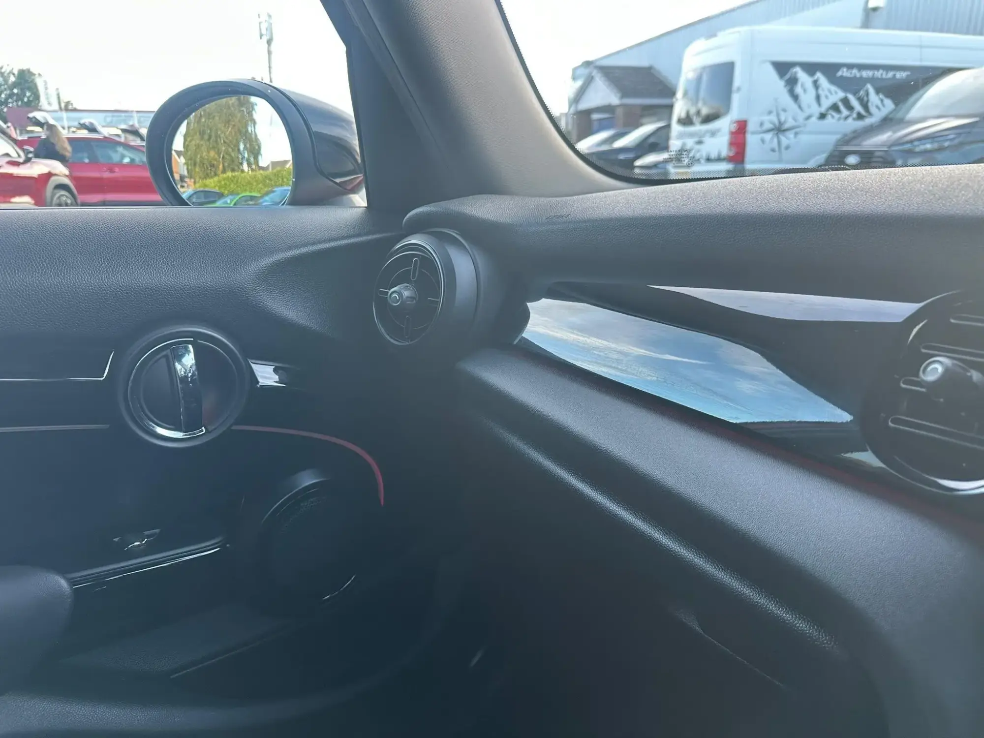 MINI Hatch Image 10 MINI Hatch Image 10