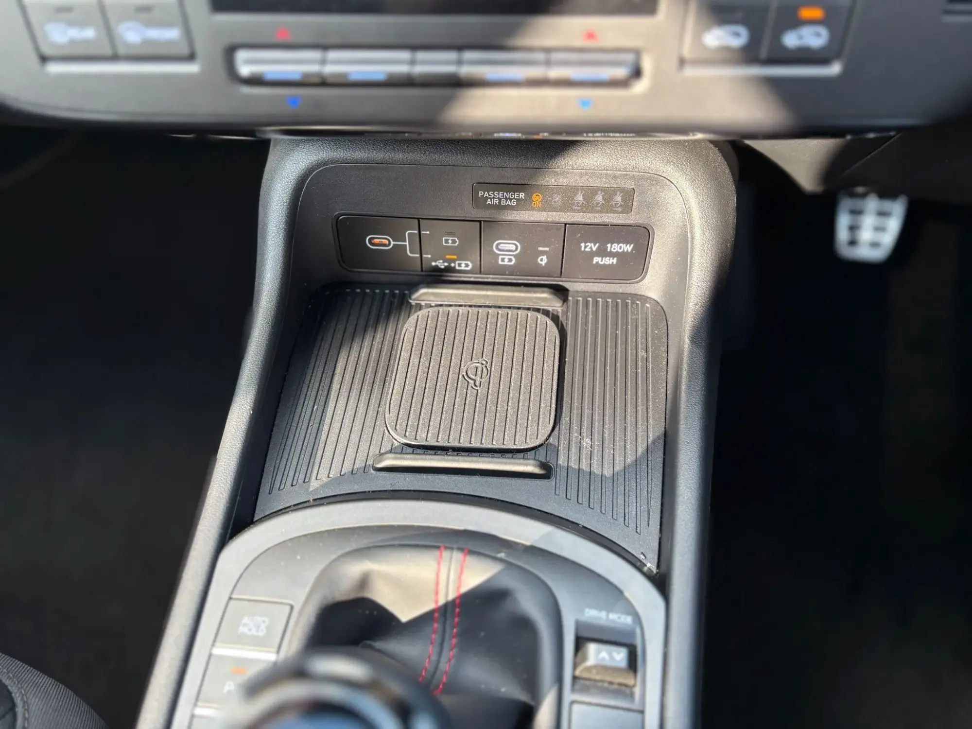 Hyundai KONA Image 17 Hyundai KONA Image 17