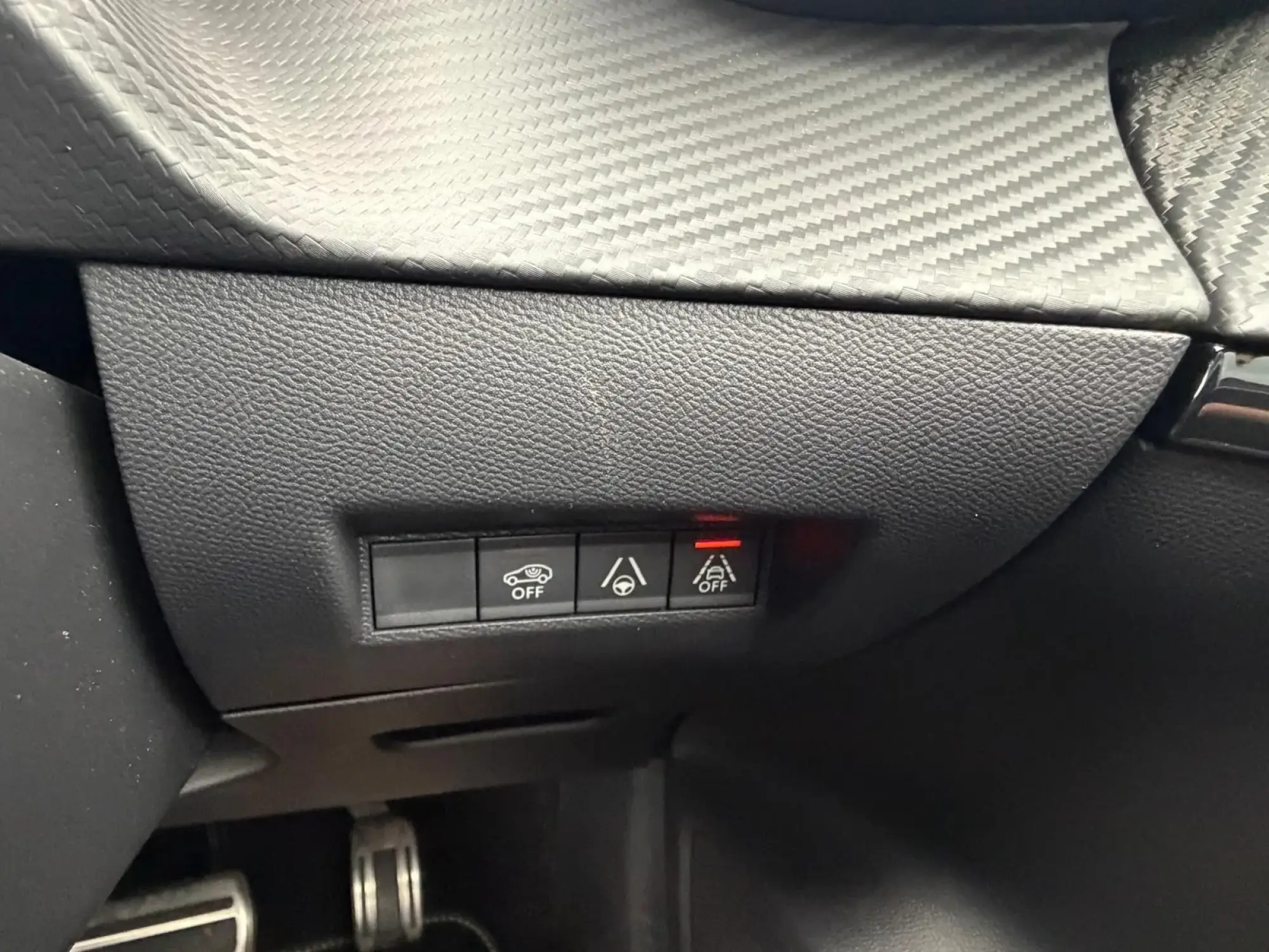 Peugeot E-208 Image 19