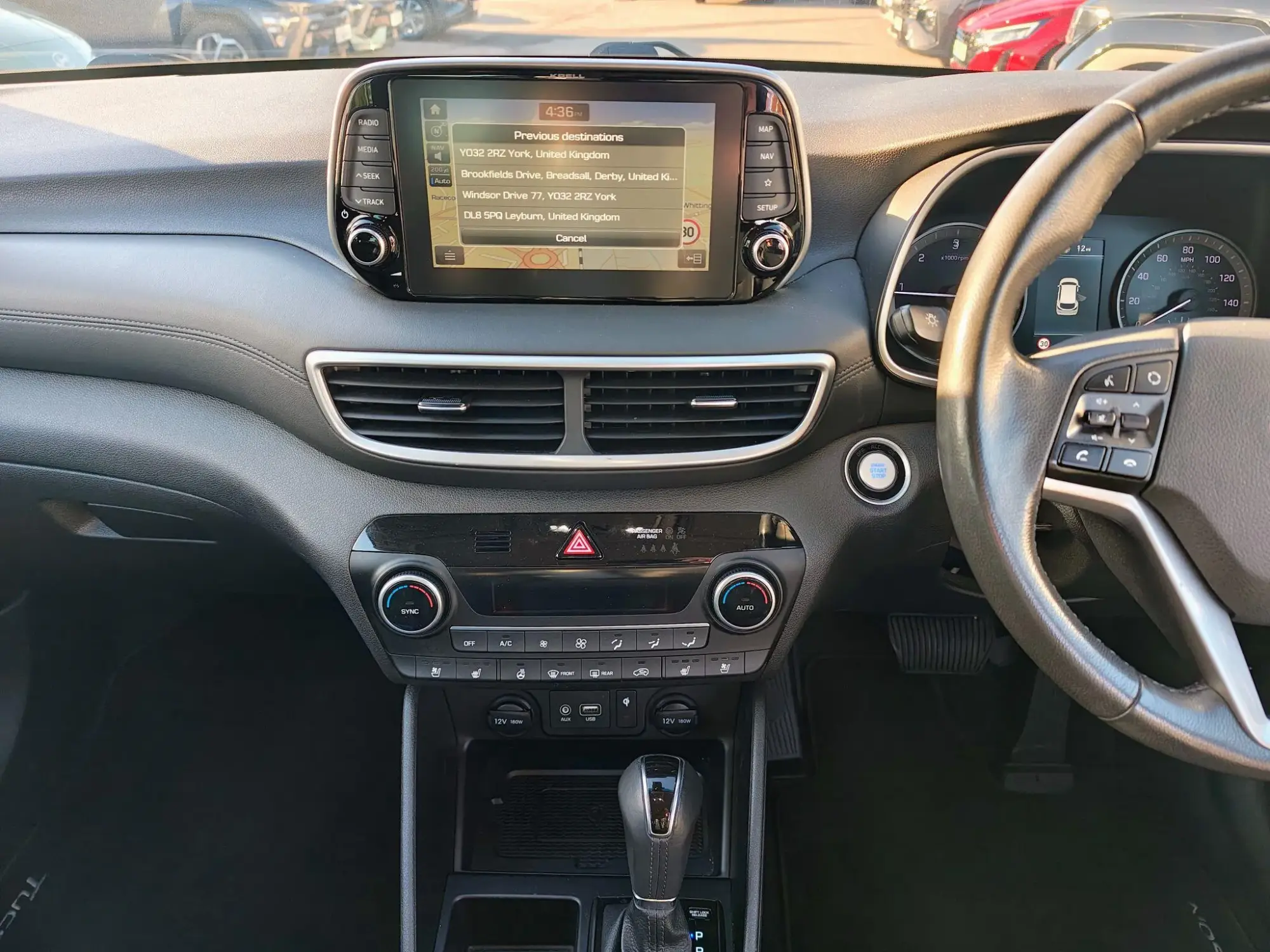 Hyundai TUCSON Image 15 Hyundai TUCSON Image 15