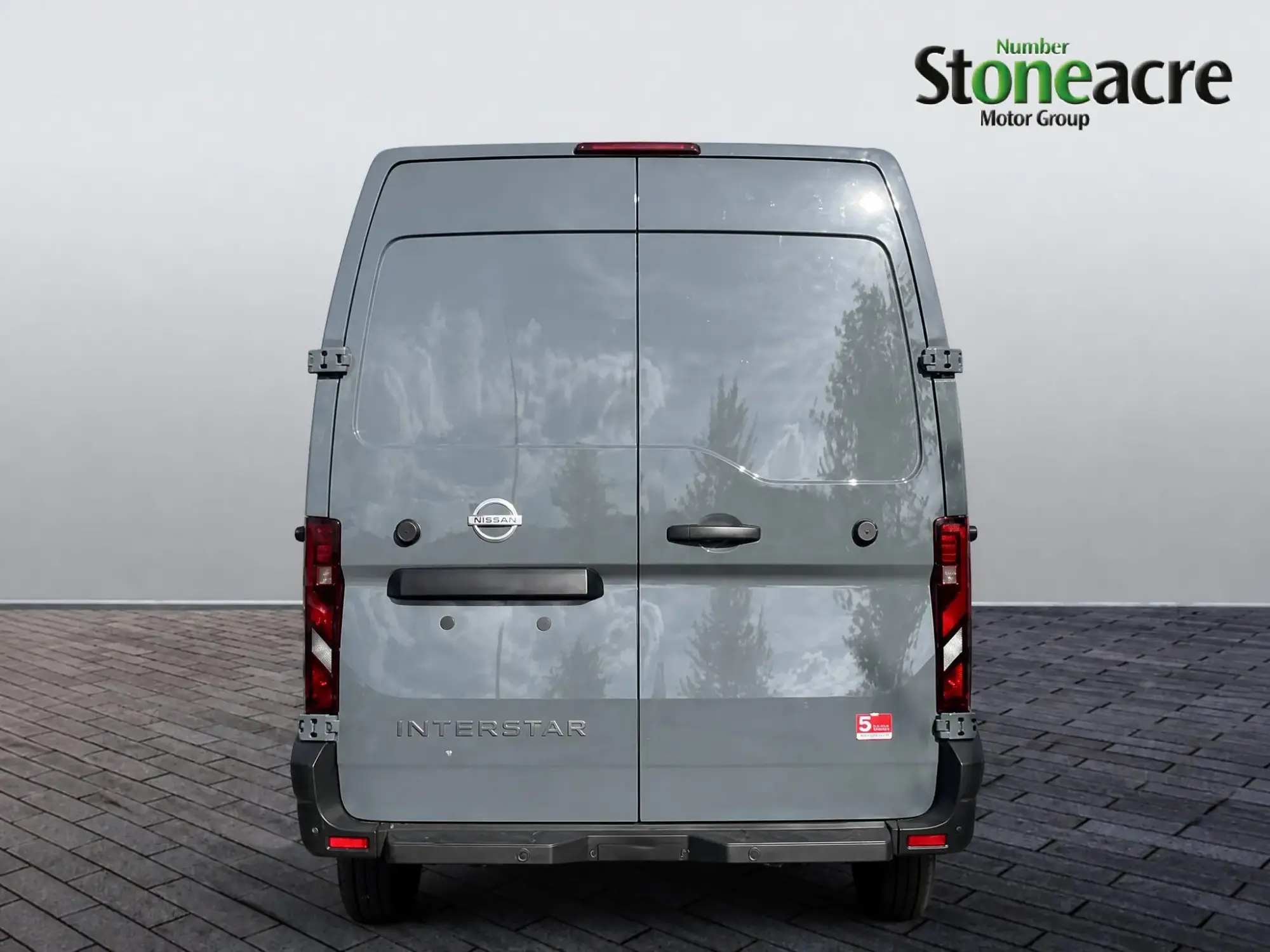 Nissan Interstar Image 4 Nissan Interstar Image 4