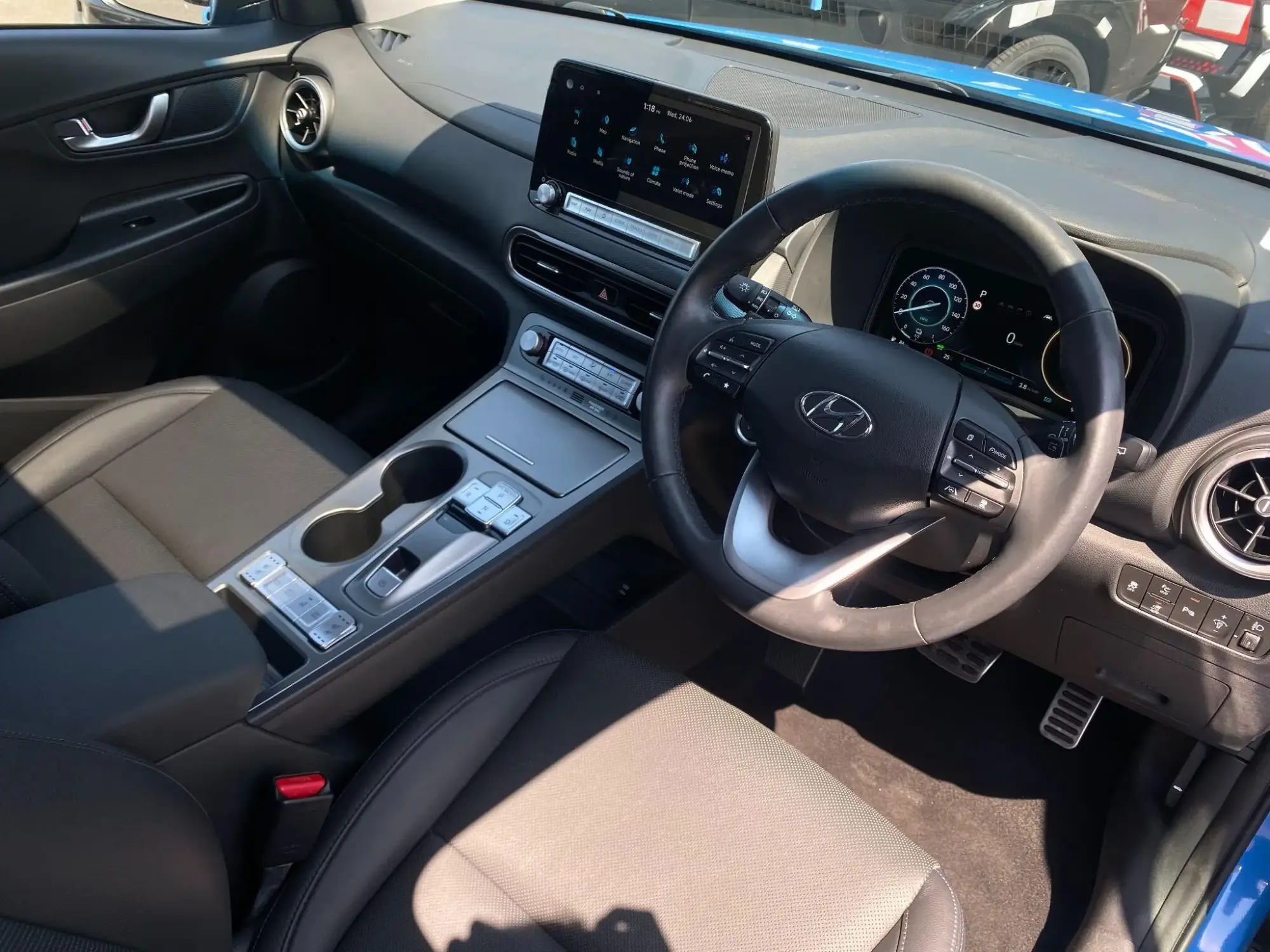 Hyundai KONA Electric Image 11