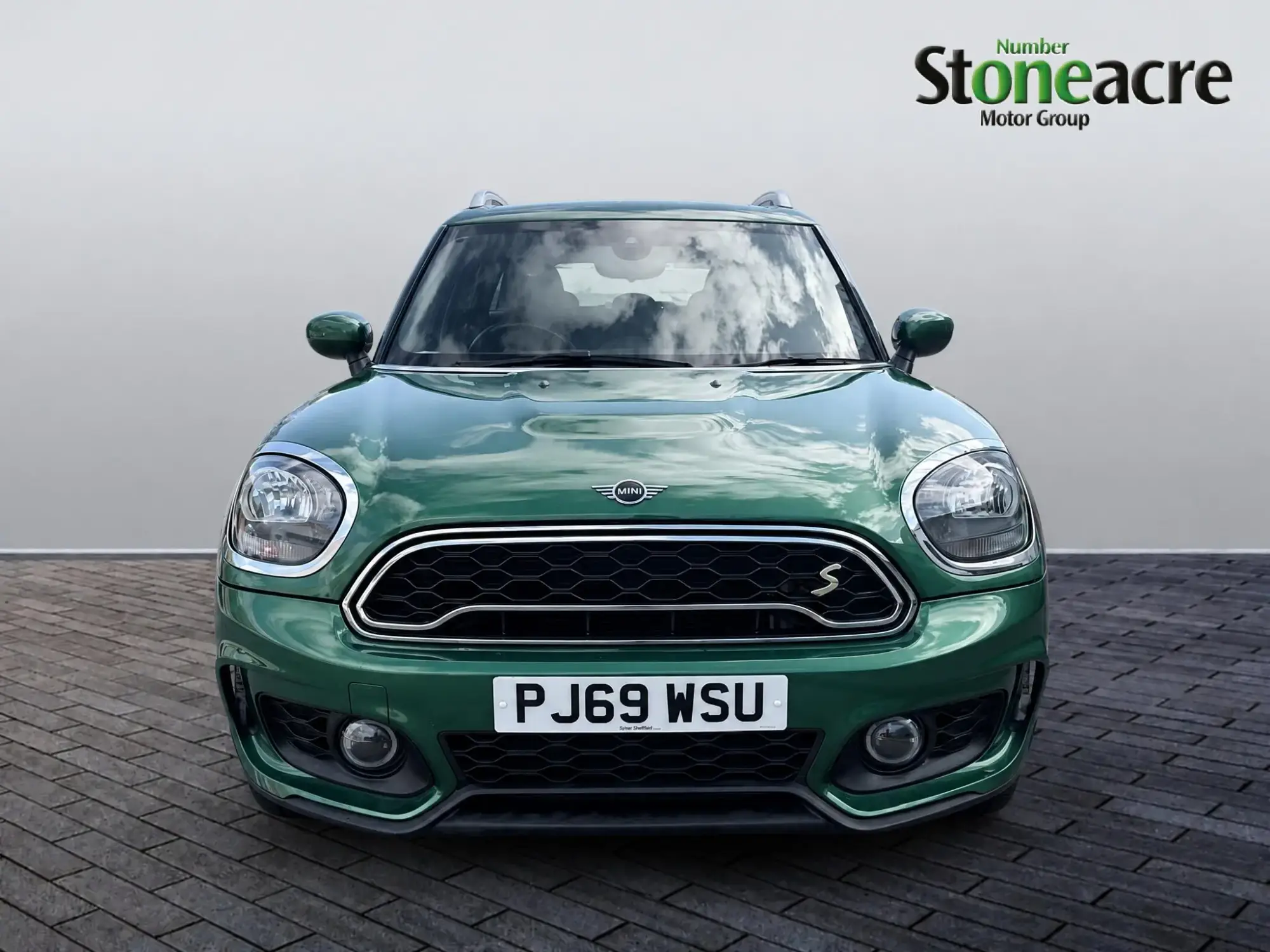 MINI Countryman Image 2 MINI Countryman Image 2