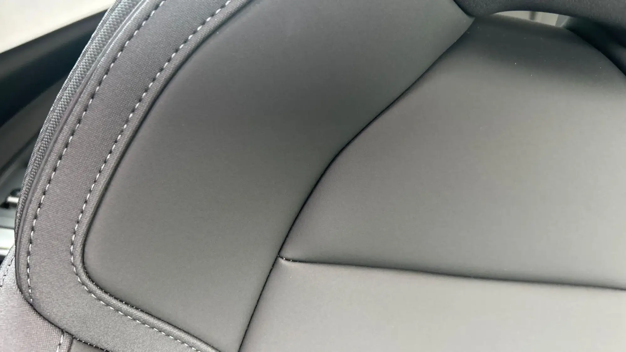 Polestar 4 SUV Image 20 Polestar 4 SUV Image 20