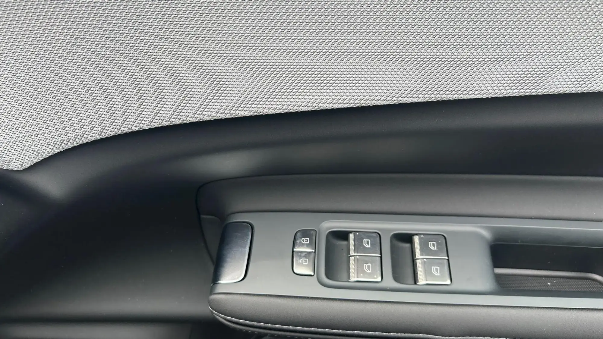 Polestar 4 SUV Image 32 Polestar 4 SUV Image 32