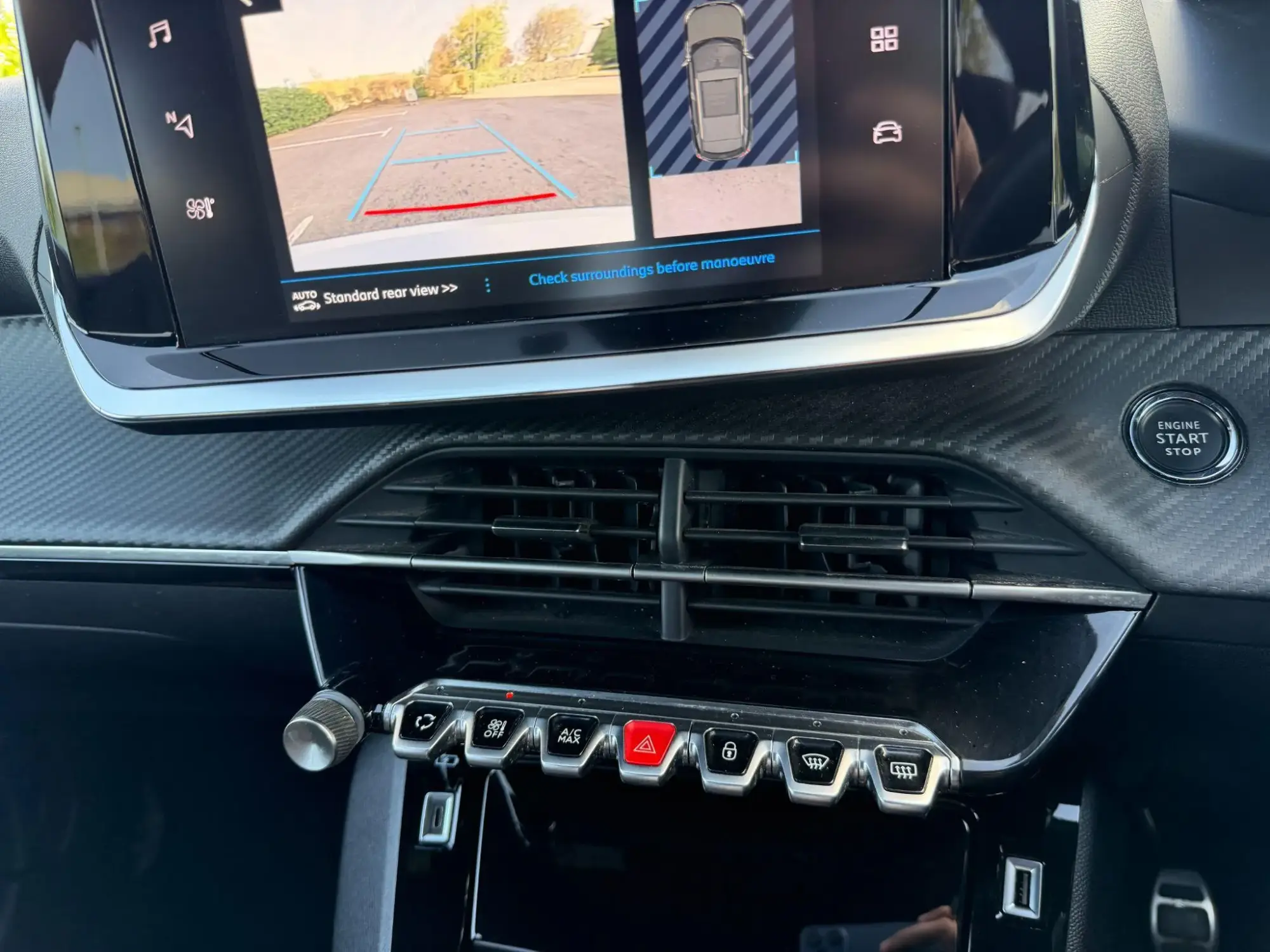 Peugeot 2008 Image 32 Peugeot 2008 Image 32