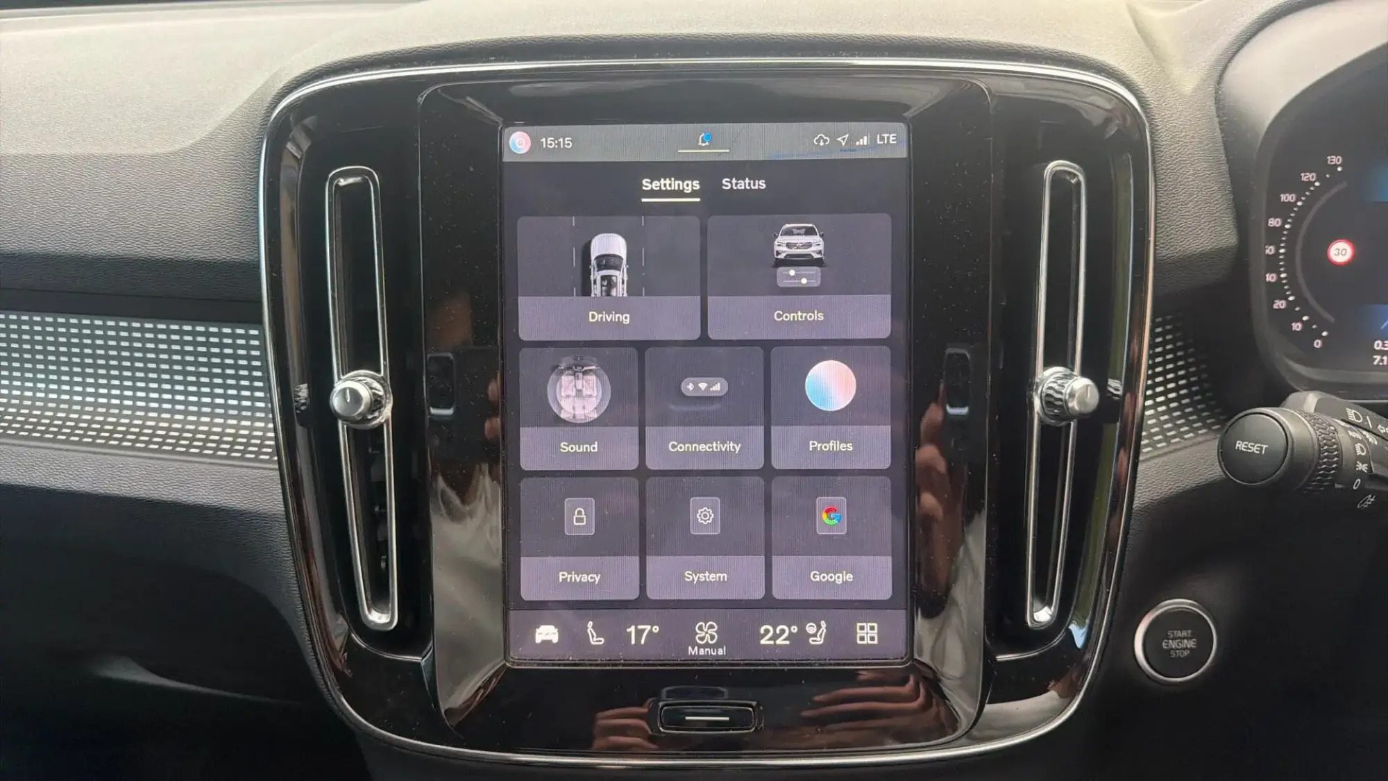 Volvo XC40 Image 16 Volvo XC40 Image 16