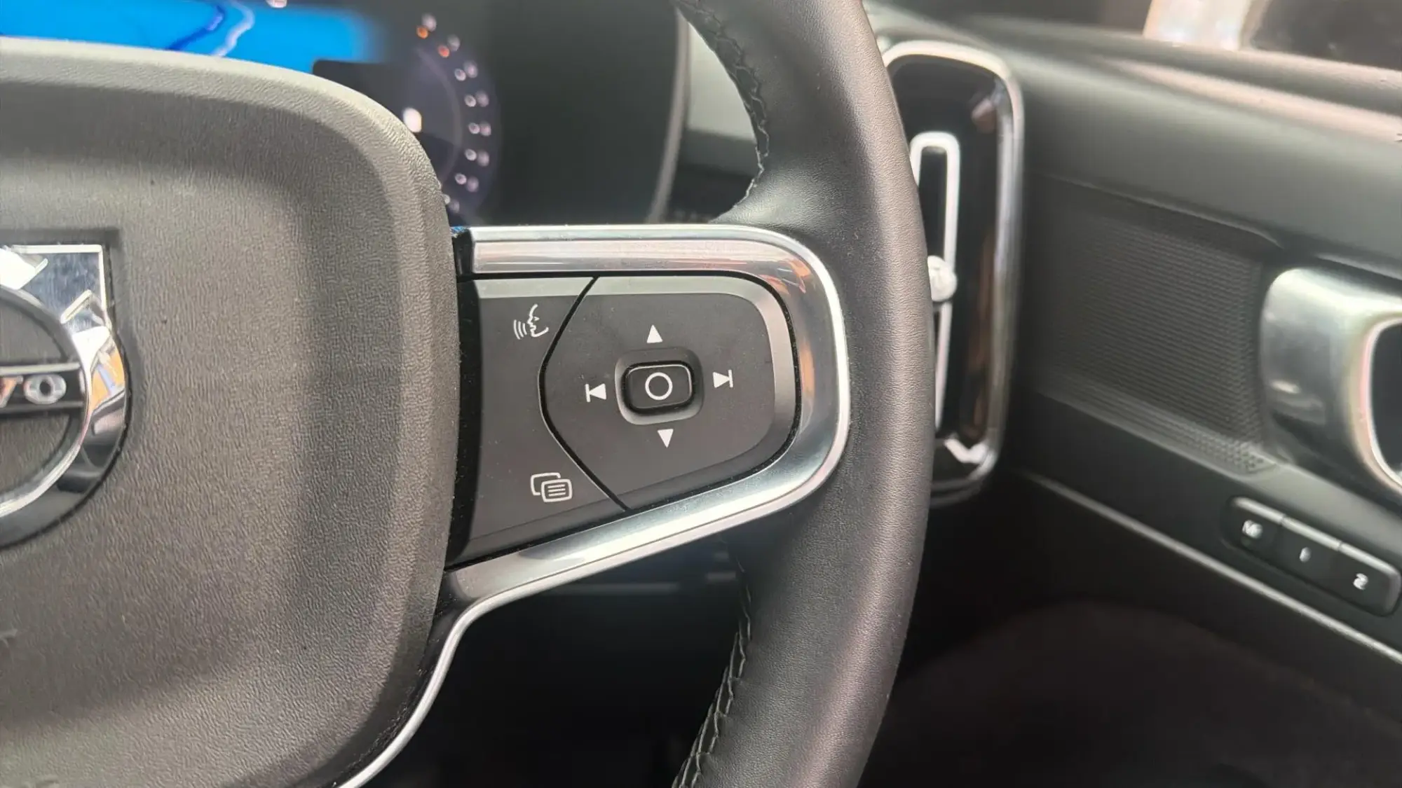 Volvo XC40 Image 21 Volvo XC40 Image 21